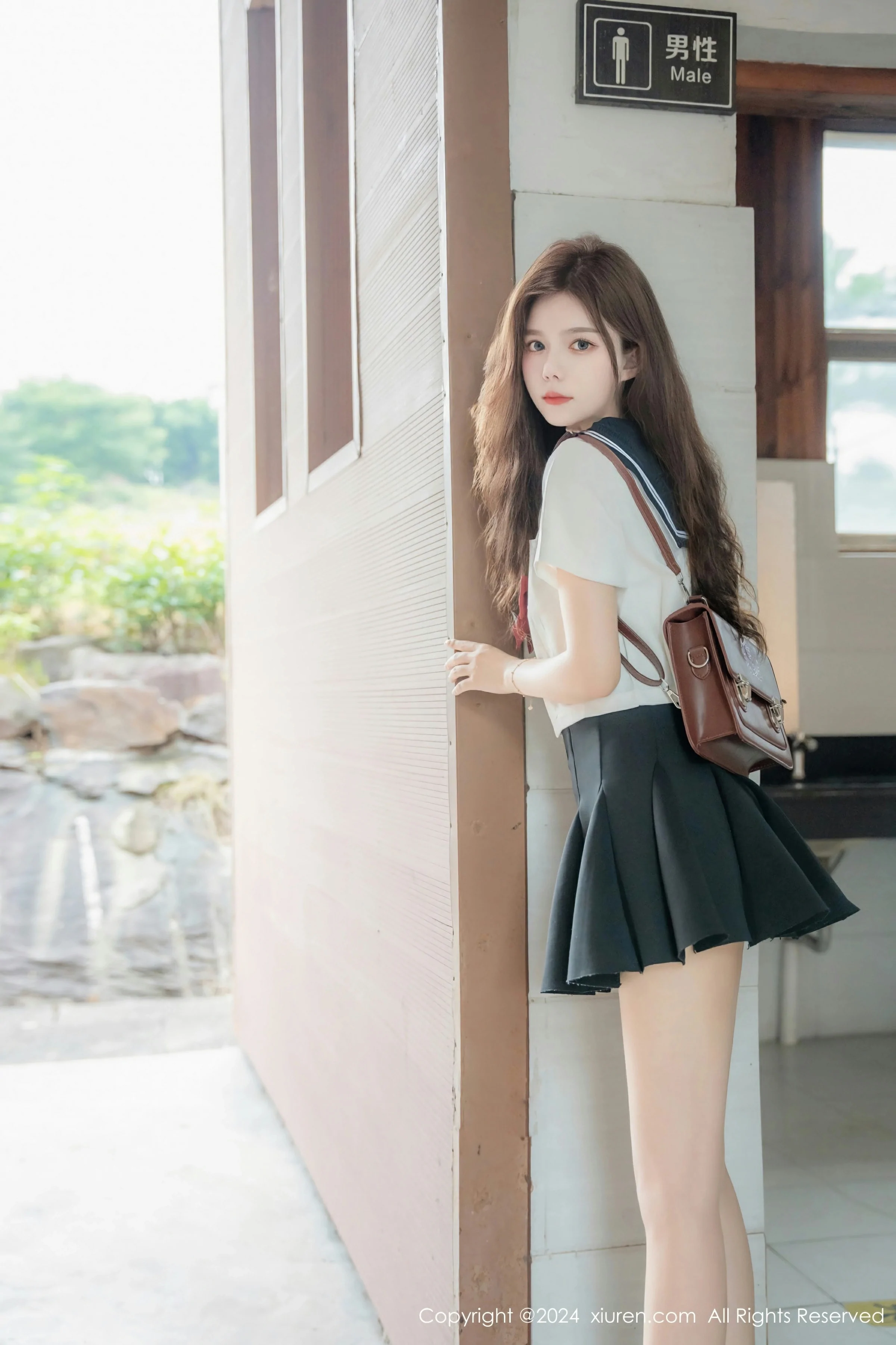 XiuRen 秀人 No.8948 拍黄瓜girl 新人模特 [81P]