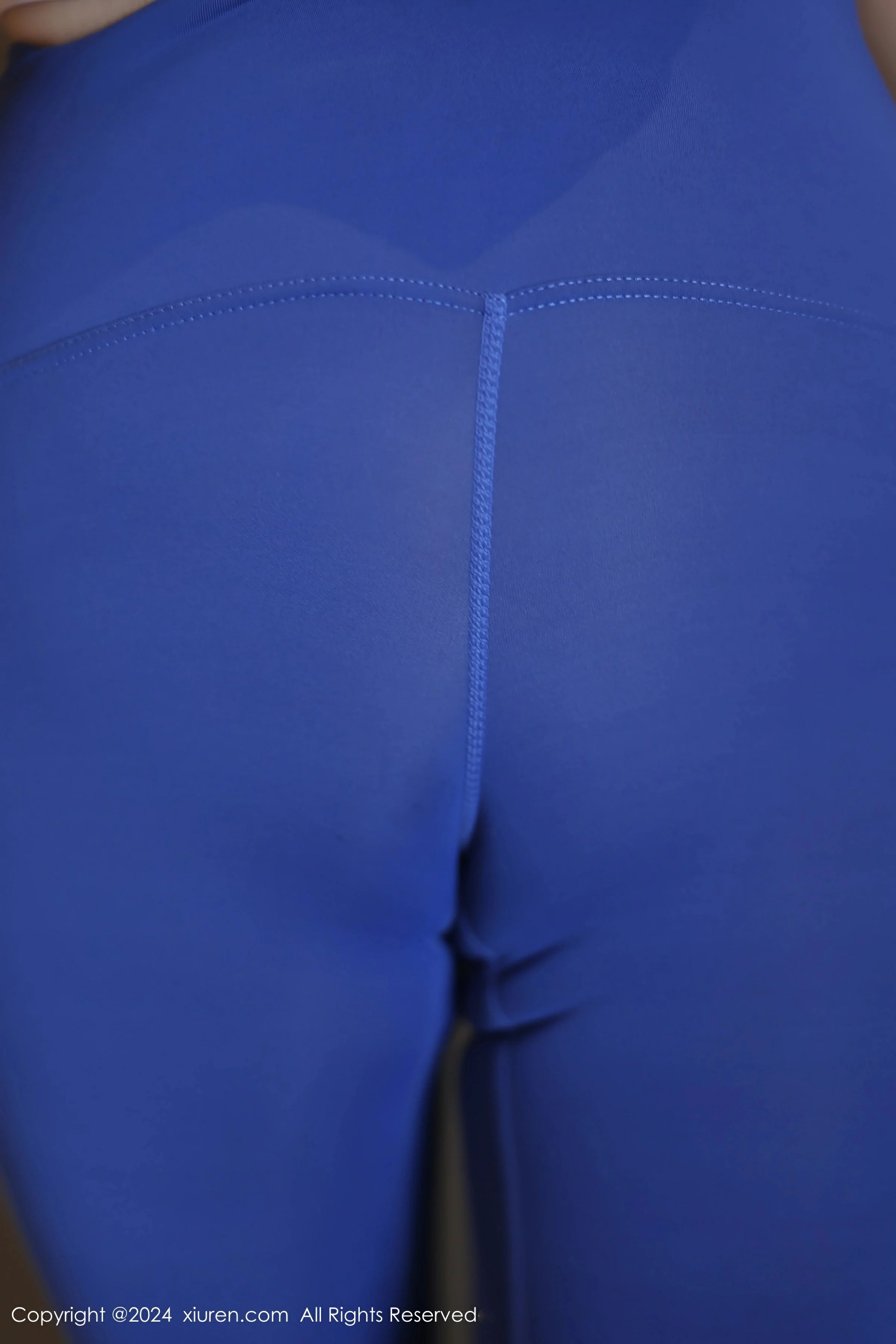 XiuRen 秀人 No.8977 吴怡怡 新人模特 [53P]