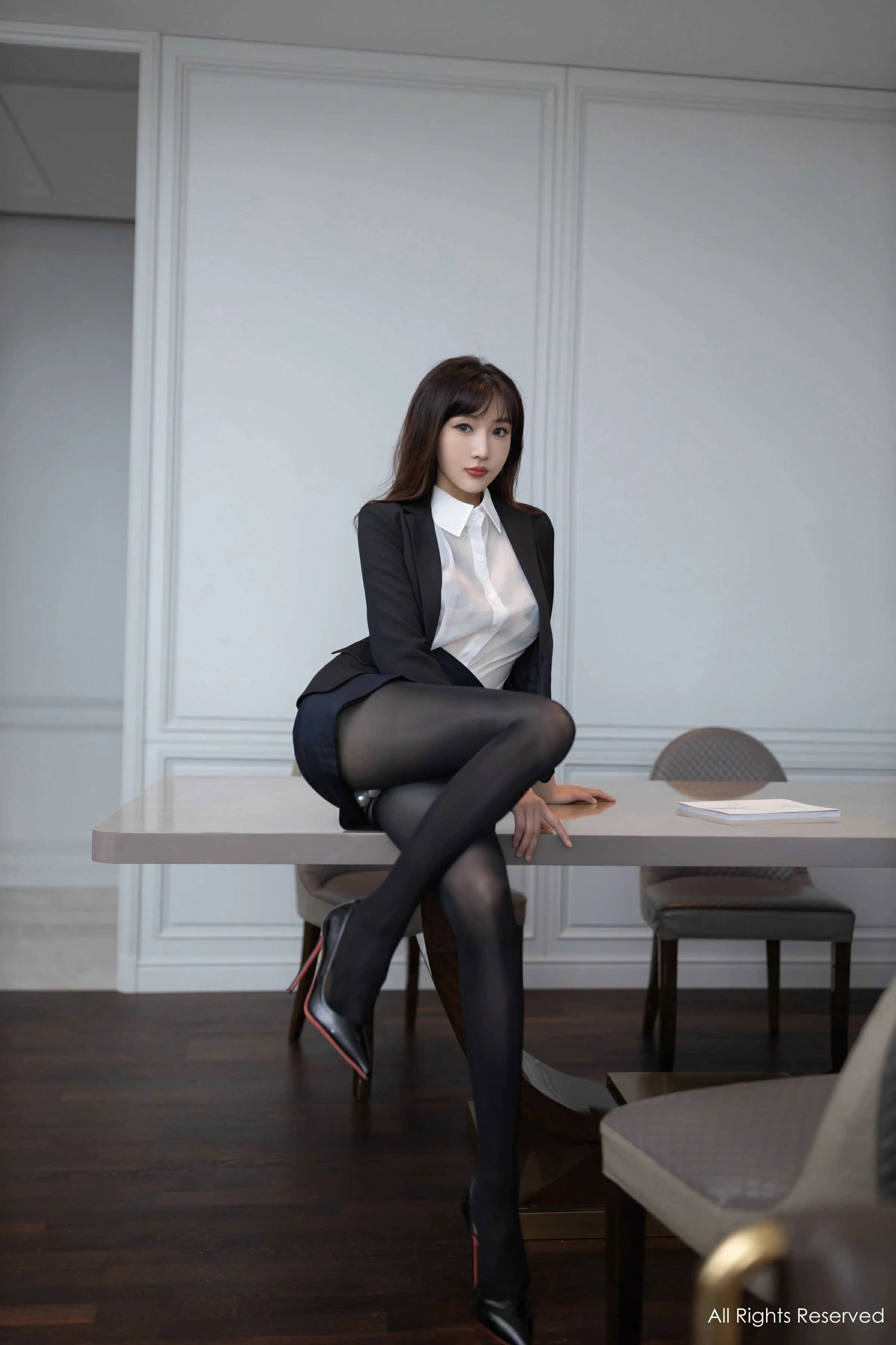 XiuRen 秀人 No.8988 陆萱萱 [80P]