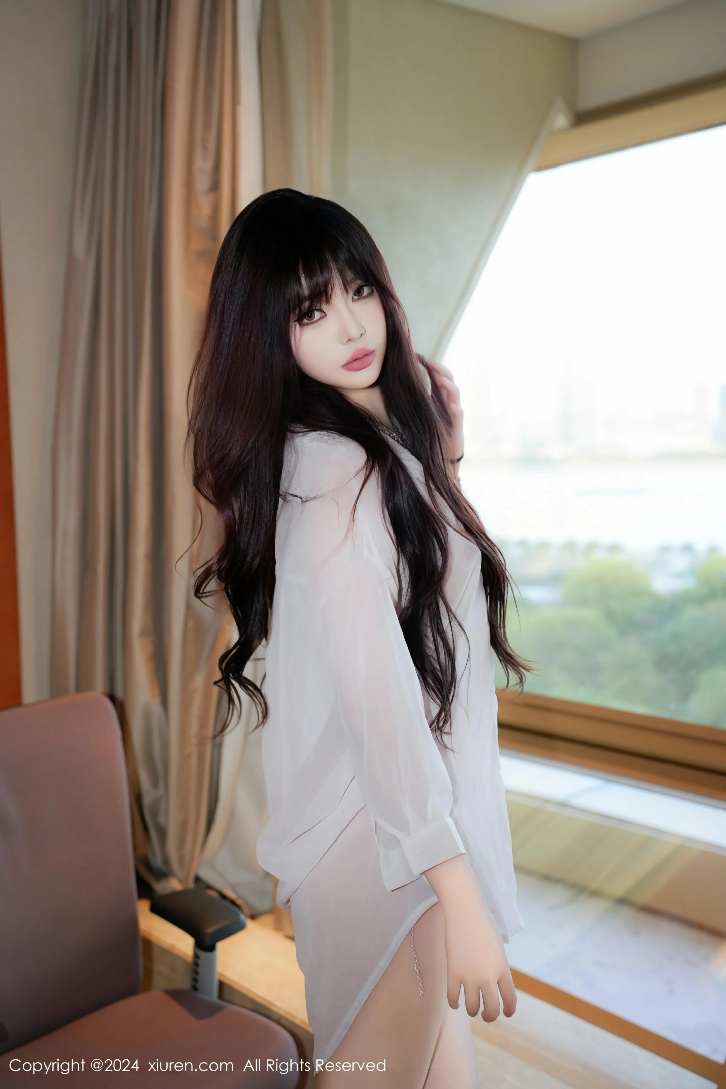 XiuRen 秀人 No.9002 酒精阿姨 [77P]