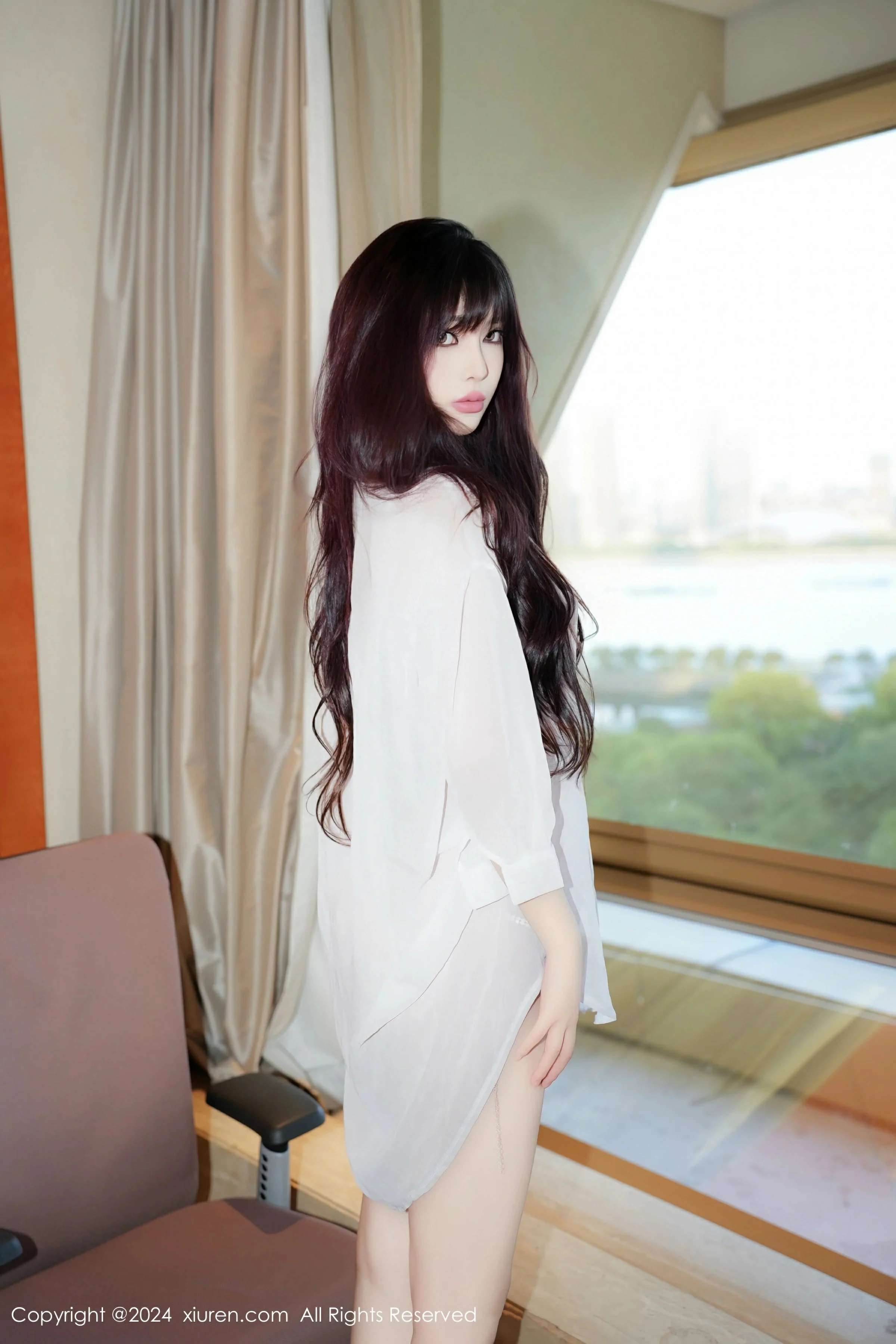 XiuRen 秀人 No.9002 酒精阿姨 [77P]