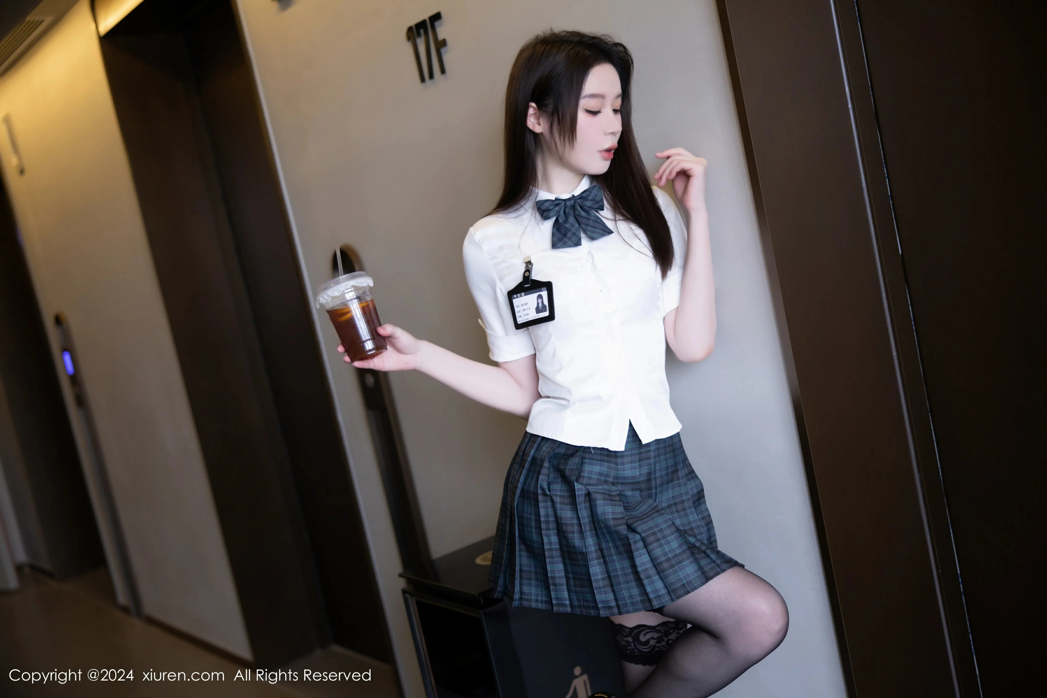 XiuRen 秀人 No.9074 梦心玥 [91P]