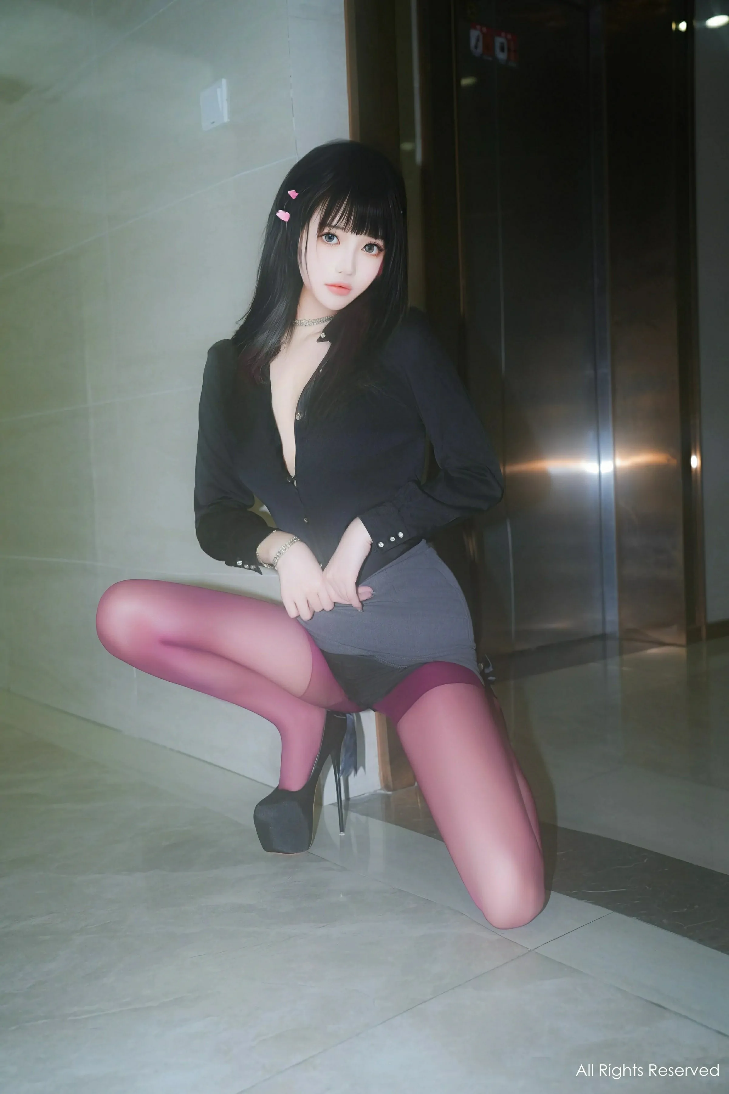 XiuRen 秀人 No.9142 小兔纯纯 新人模特 [78P]