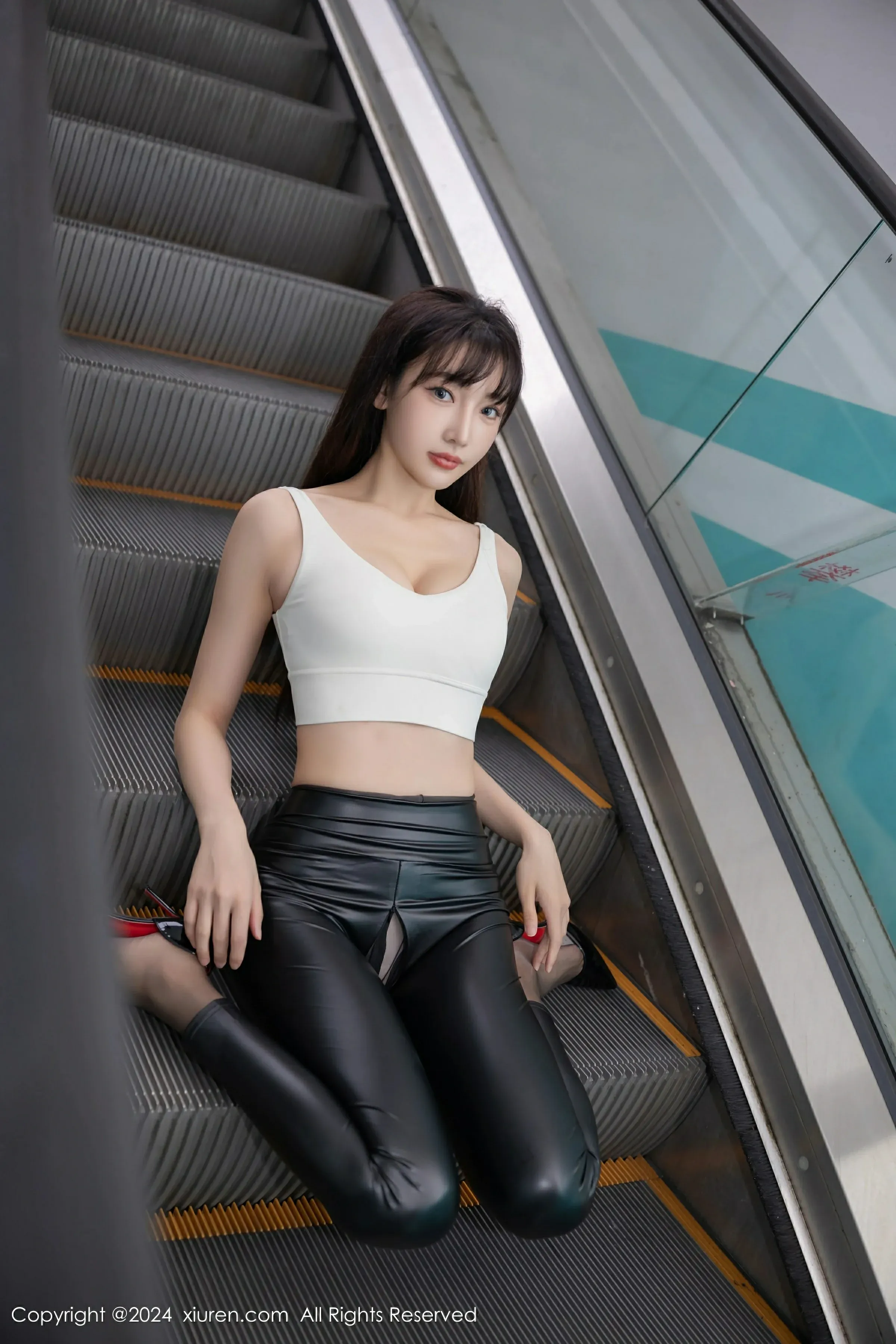 XiuRen 秀人 No.9377 陆萱萱 [81P]