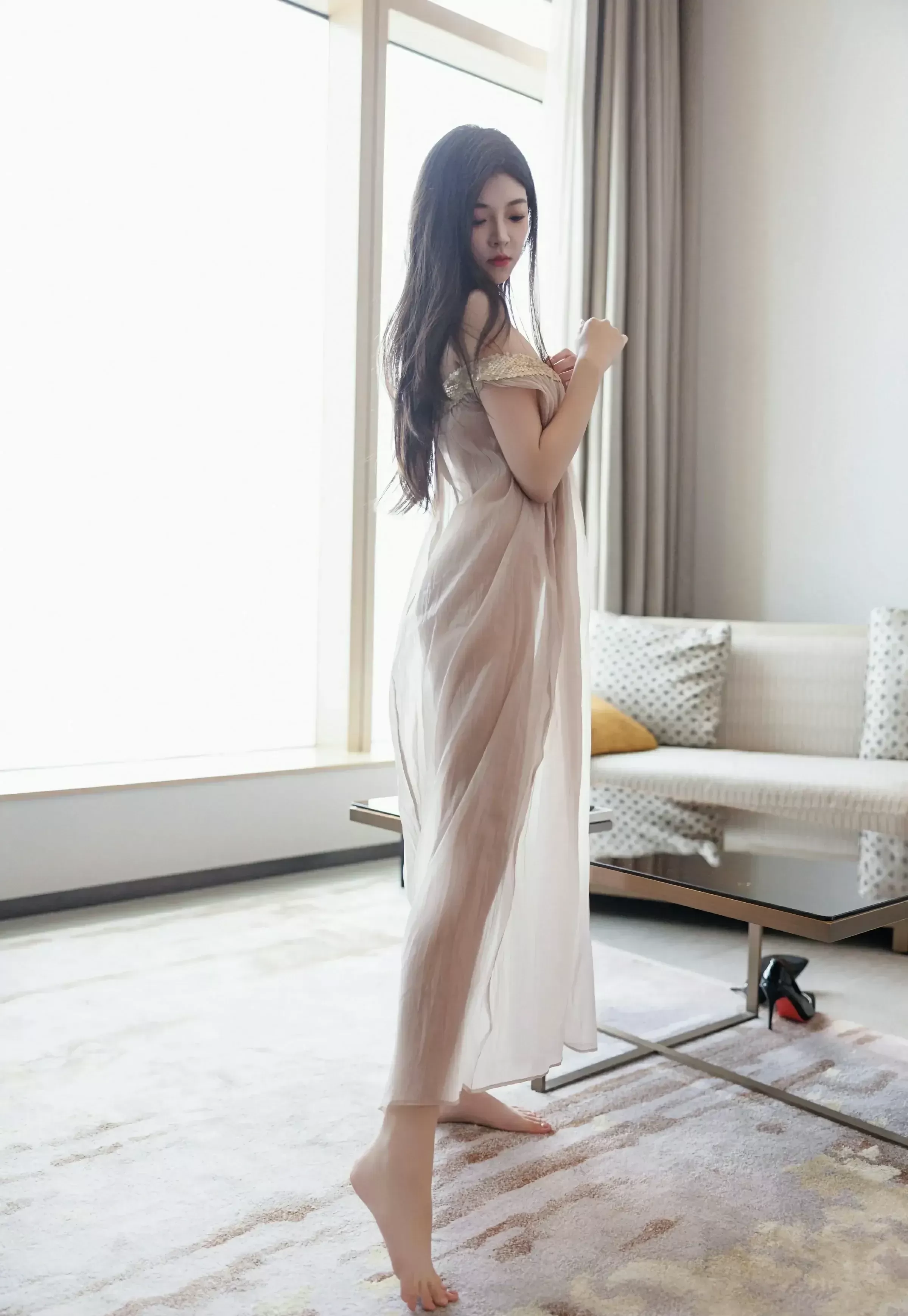 XiuRen 秀人 No.9426 初梦瑶 [102P]