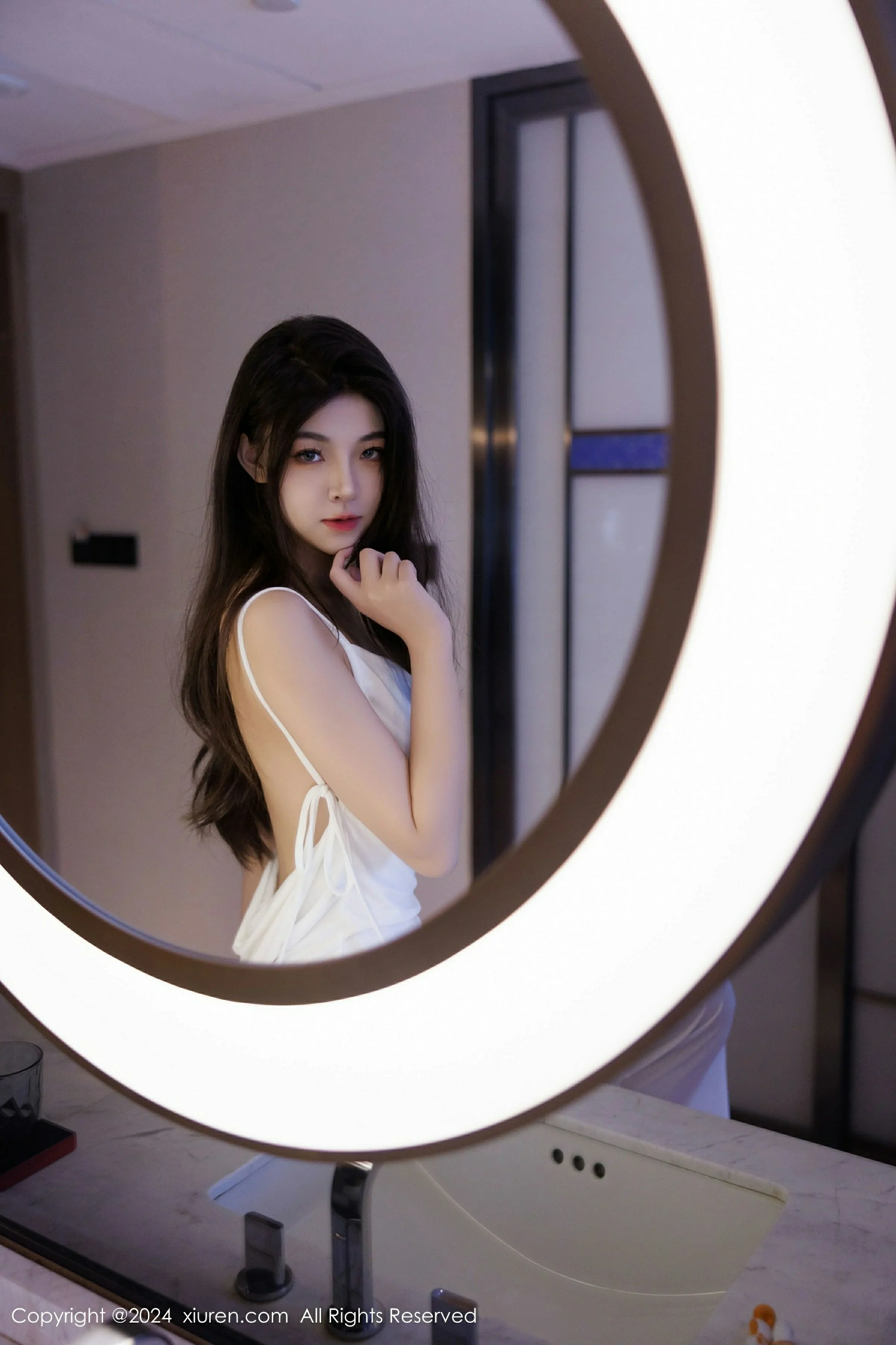 XiuRen 秀人 No.9499 初梦瑶 [90P]