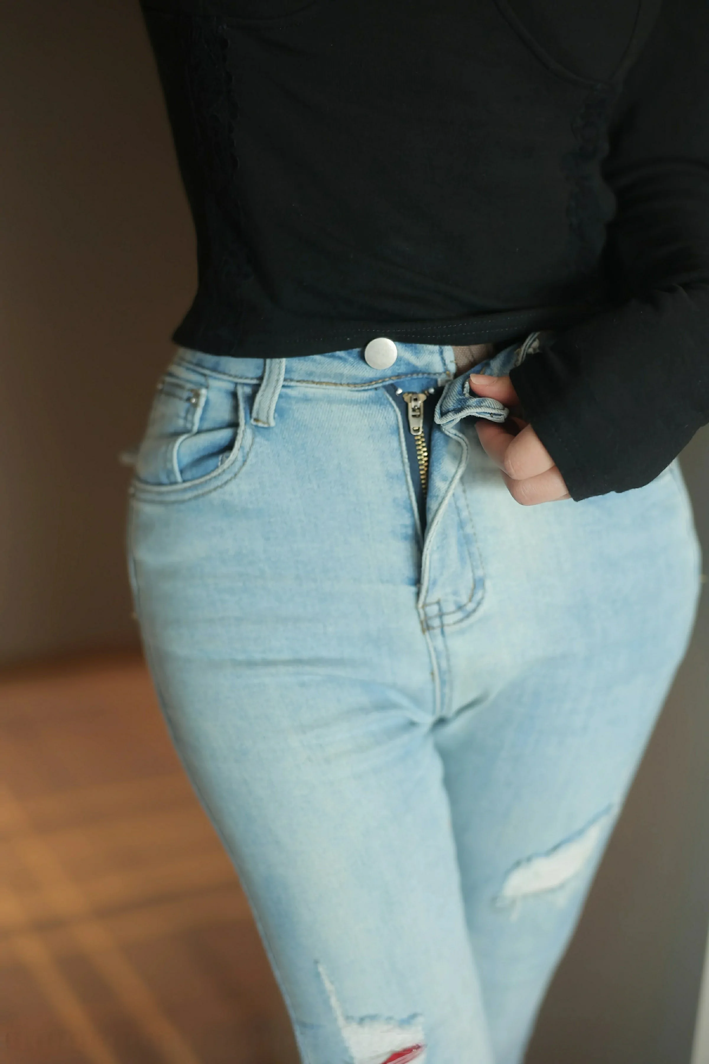 XiuRen 秀人 No.9666 爱酱里 [77P]