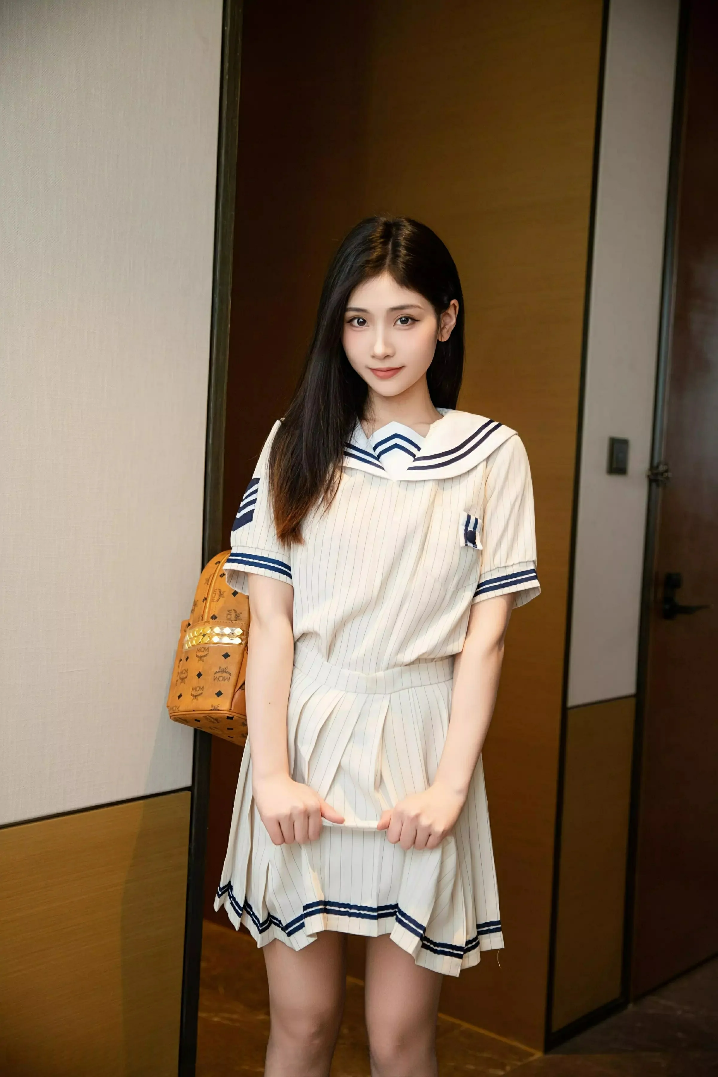 XiuRen 秀人 No.9942 刘婷婷 [77P]