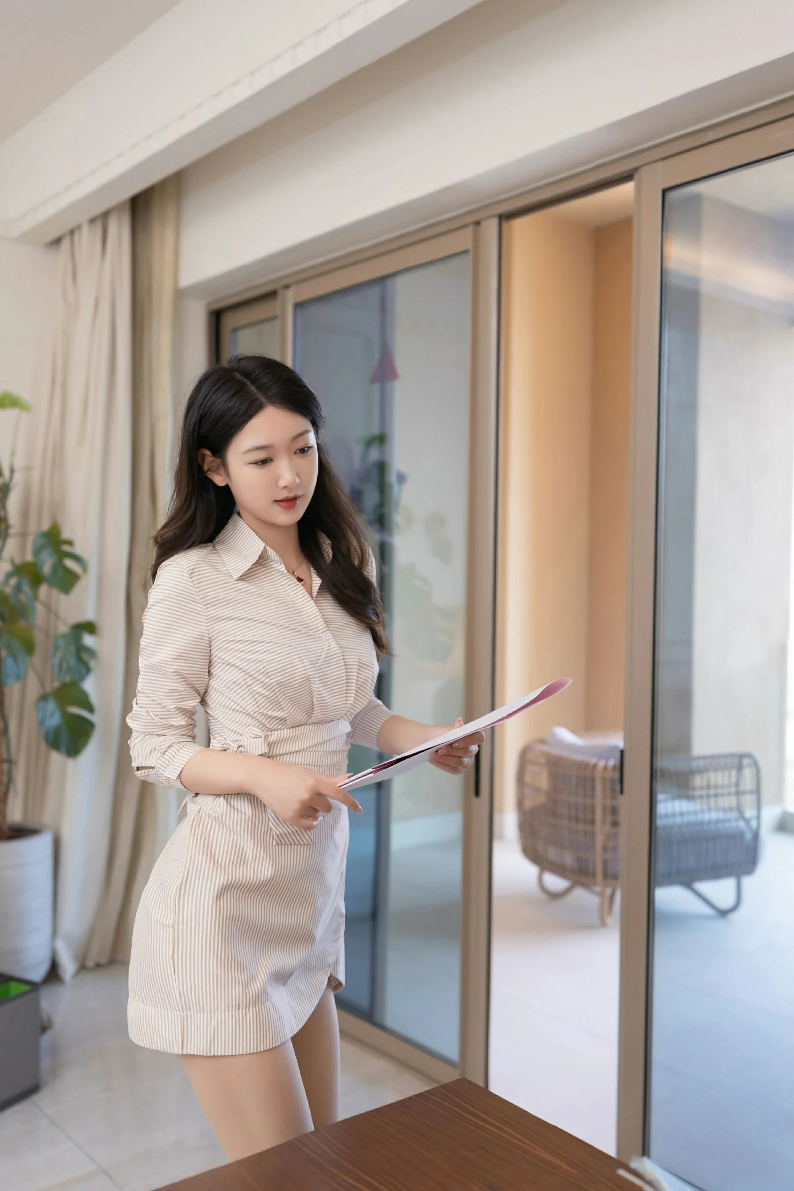 秀人网 No.10384 唐安琪 [84P]