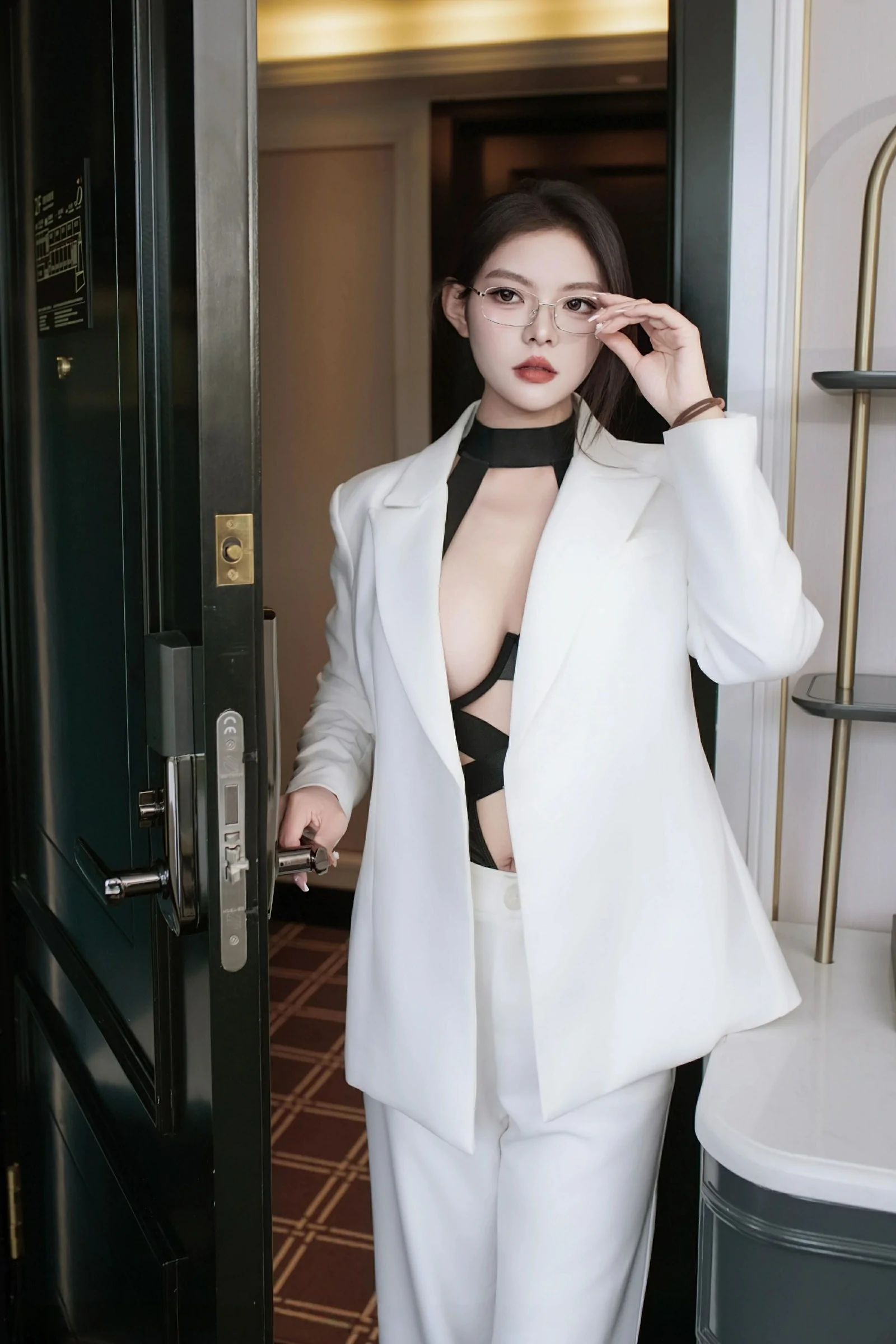 秀人网 No.10464 冬安 [94P]