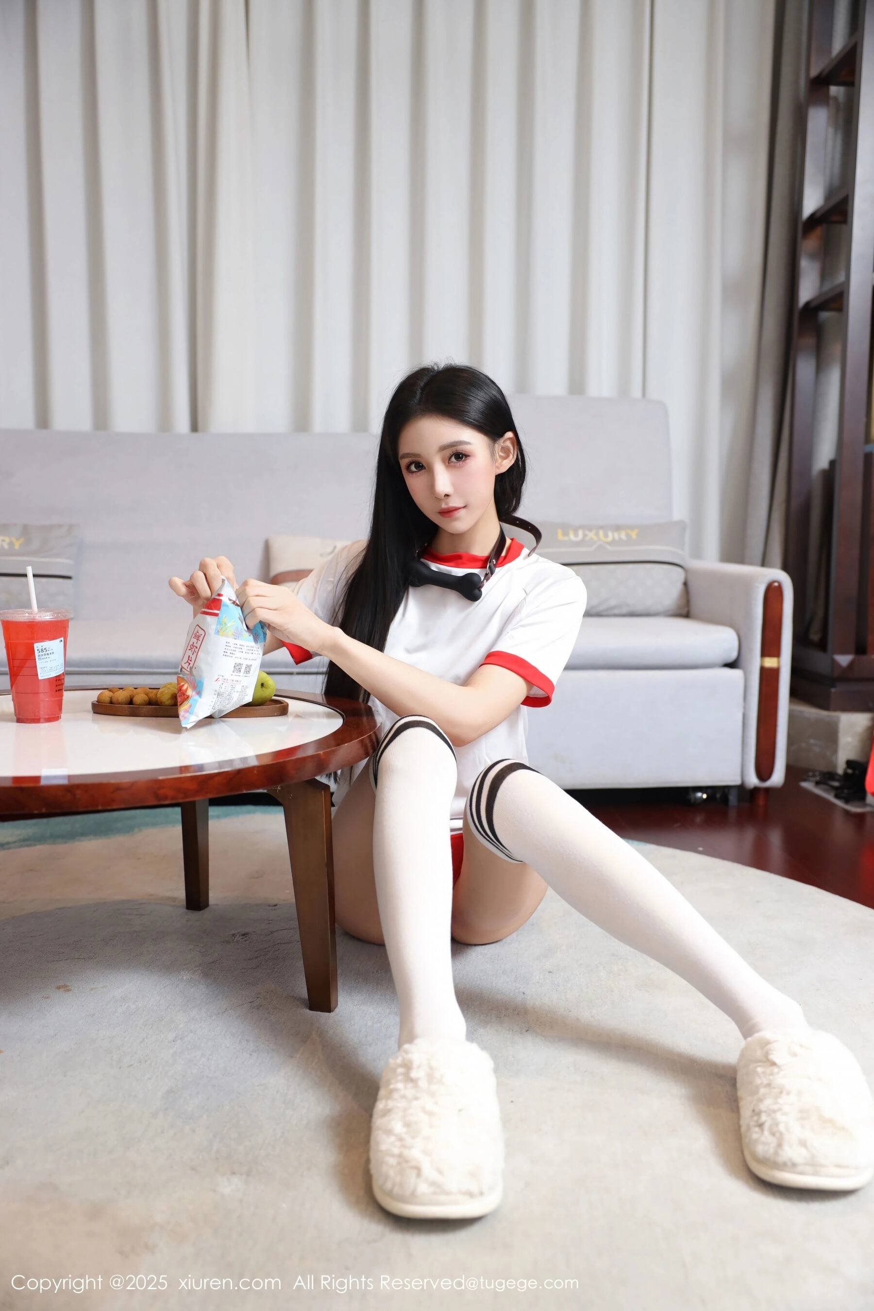 秀人网 许微微呀 Vol.11110 [86P]