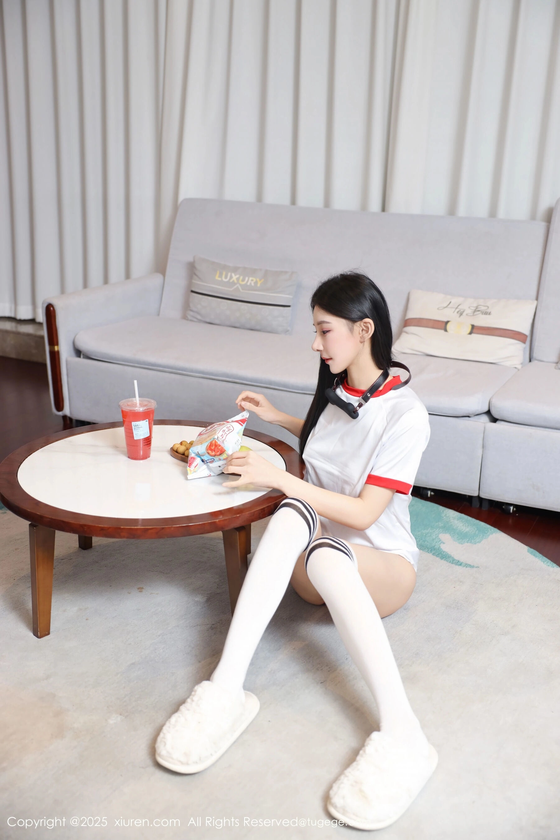 秀人网 许微微呀 Vol.11110 [86P]