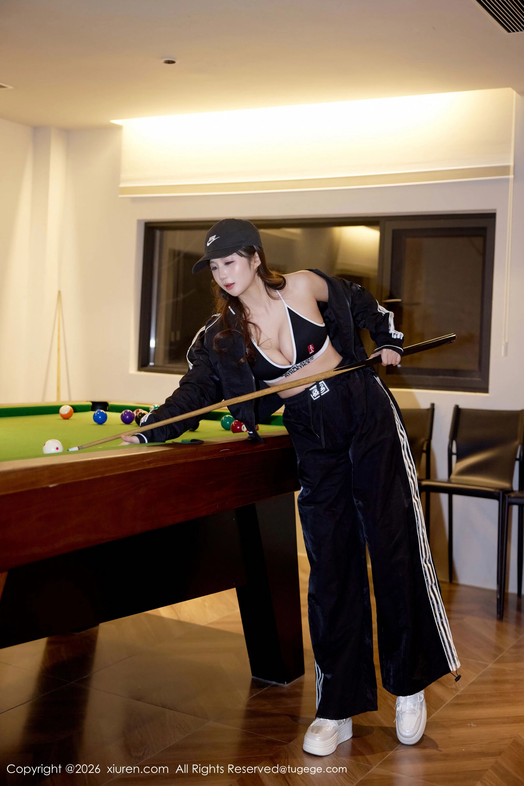 秀人网 小肉肉咪 Vol.11242 [78P]