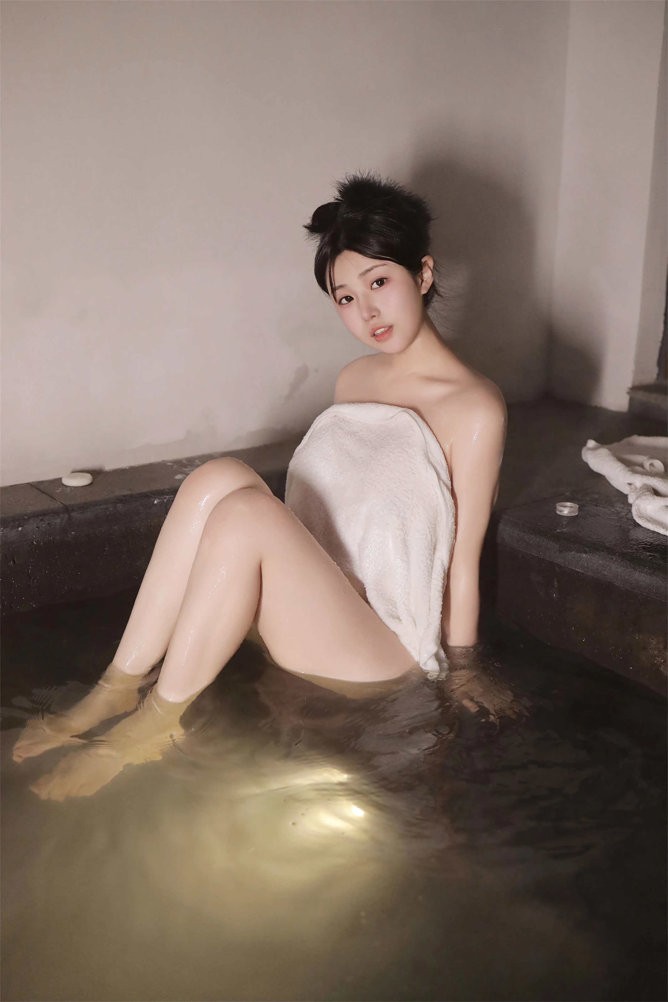 XiuRen 内购版 No.7977 陈小花 泡澡 [61P]