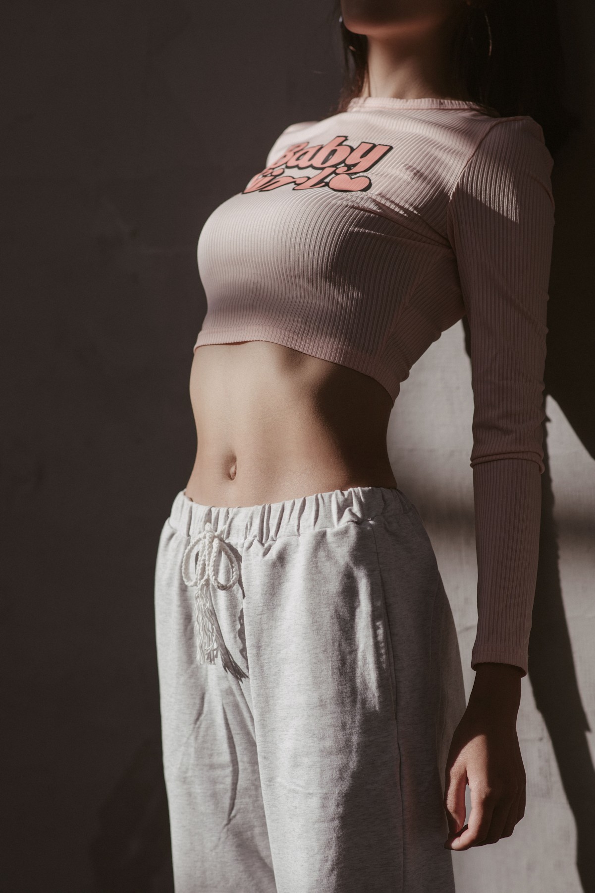 Lily – 《不良少女》[27P]