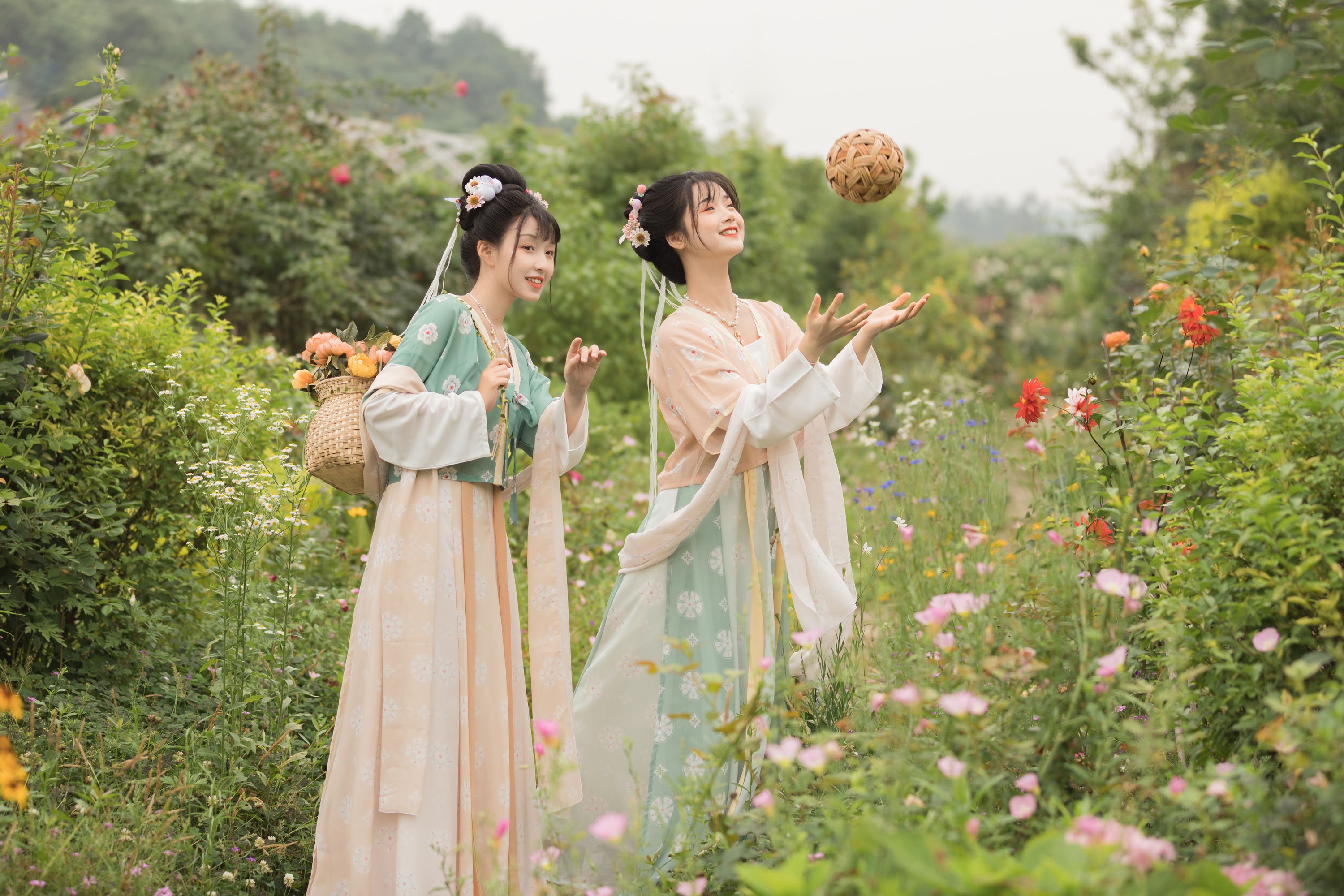 至春禾 幼稚园里的浅夏 – 《春日宴》[23P]