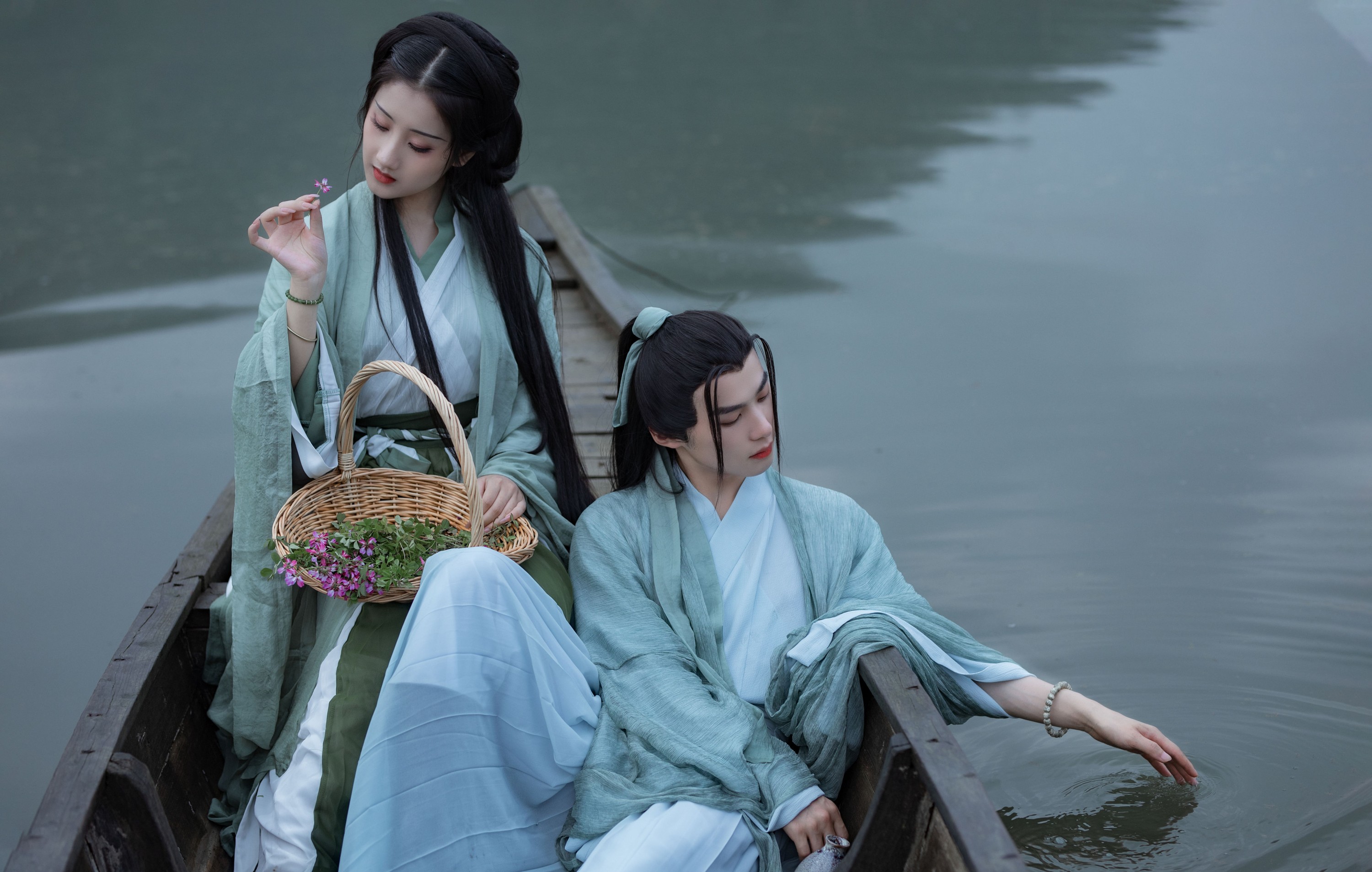 参商__ 陈沐一· – 《晚舟》[27P]