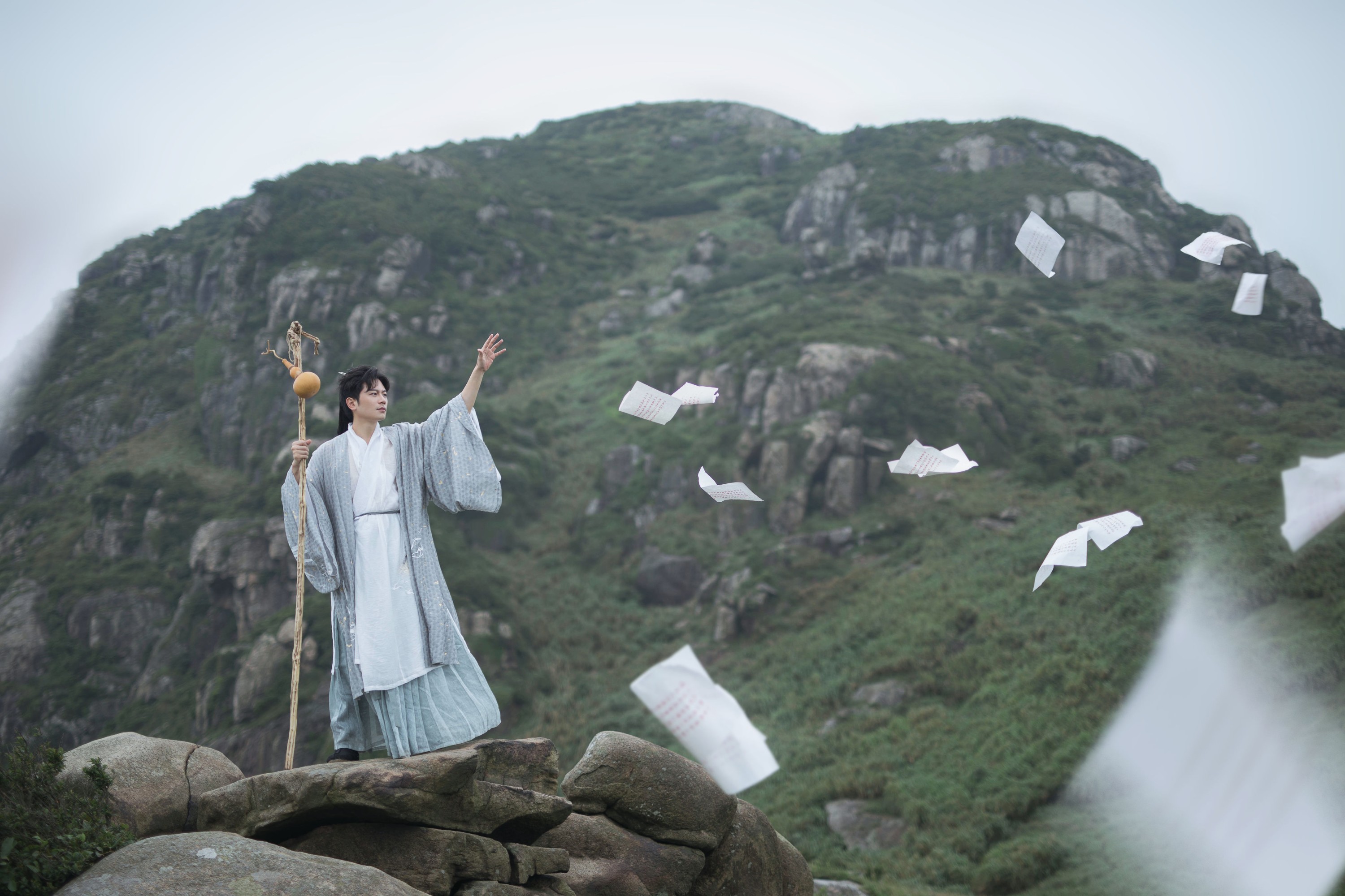 五色石南叶 – 《有所思》[30P]