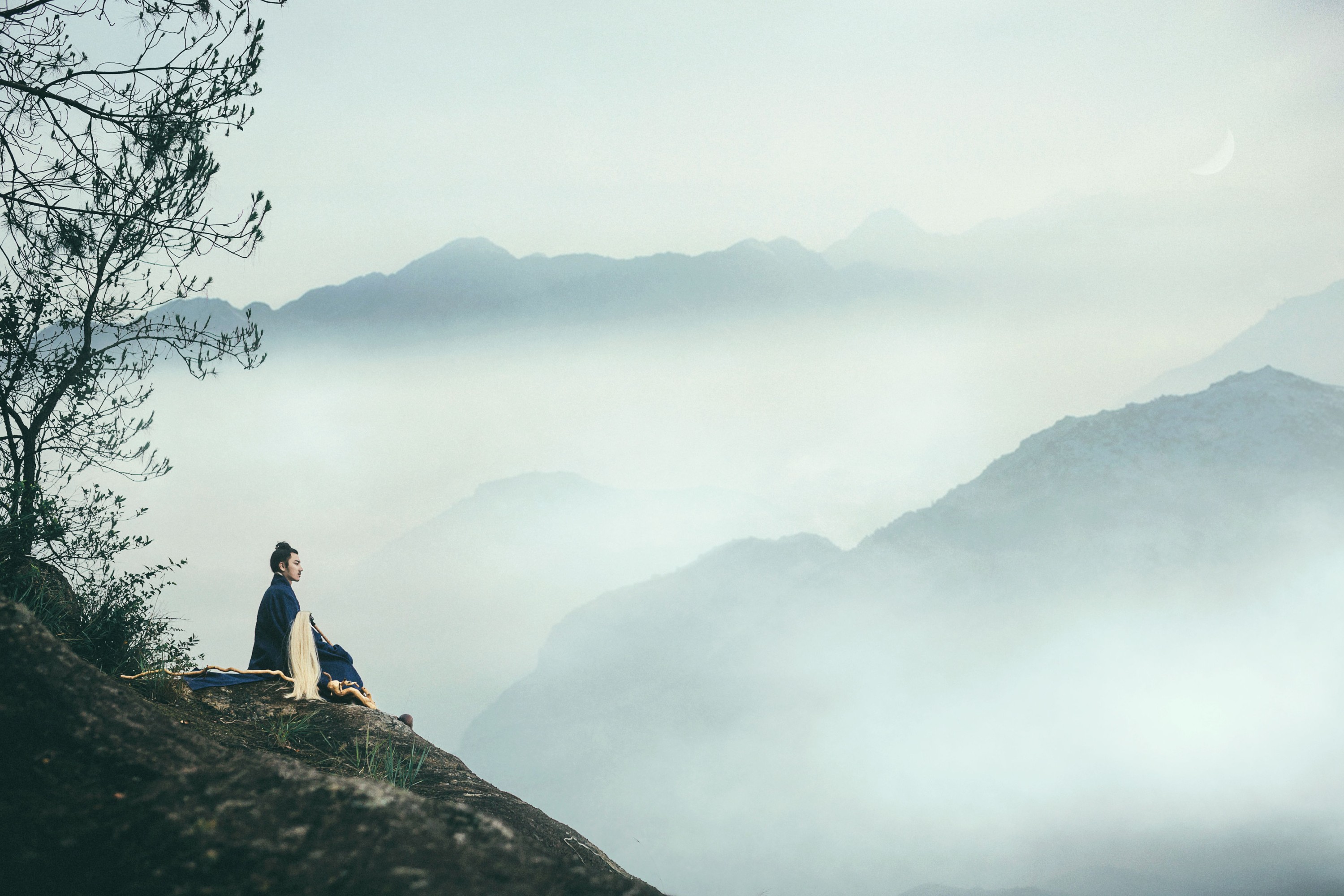 马崇道 – 《白云中》[24P]