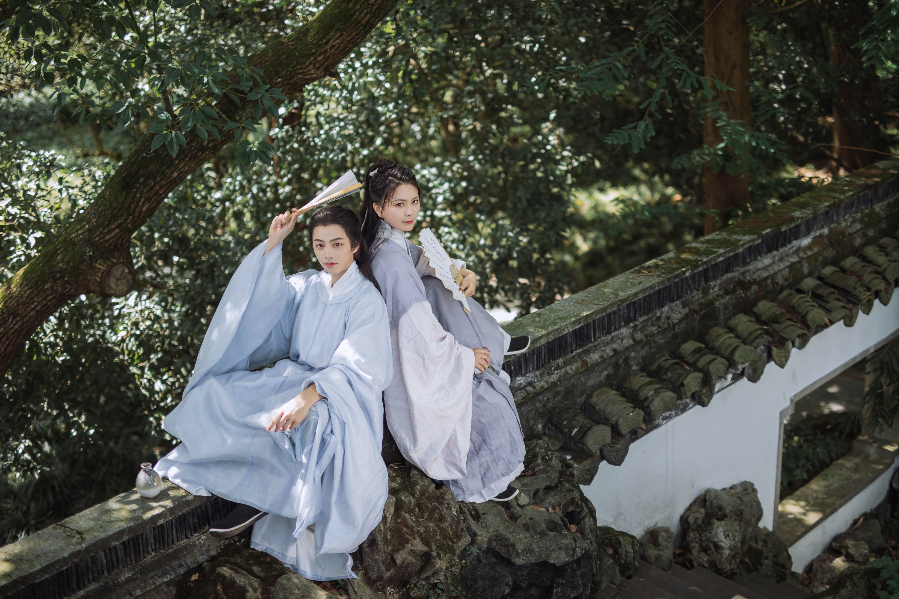 楼下后勤的断腿音 – 《逃学书童》[22P]