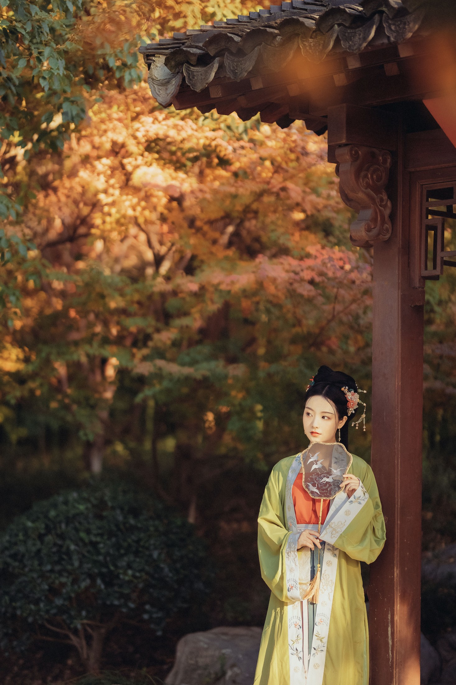 xxSilver – 《临江秋枫》[37P]