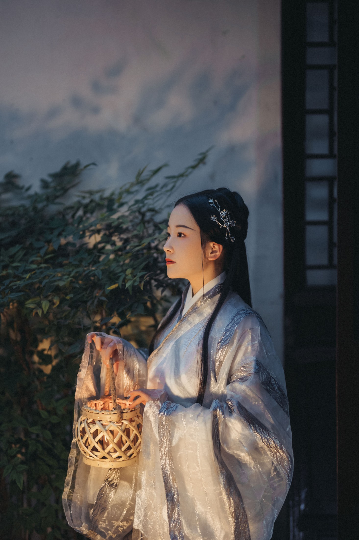 淡蓝色忧伤静流淌 – 《南歌子》[27P]