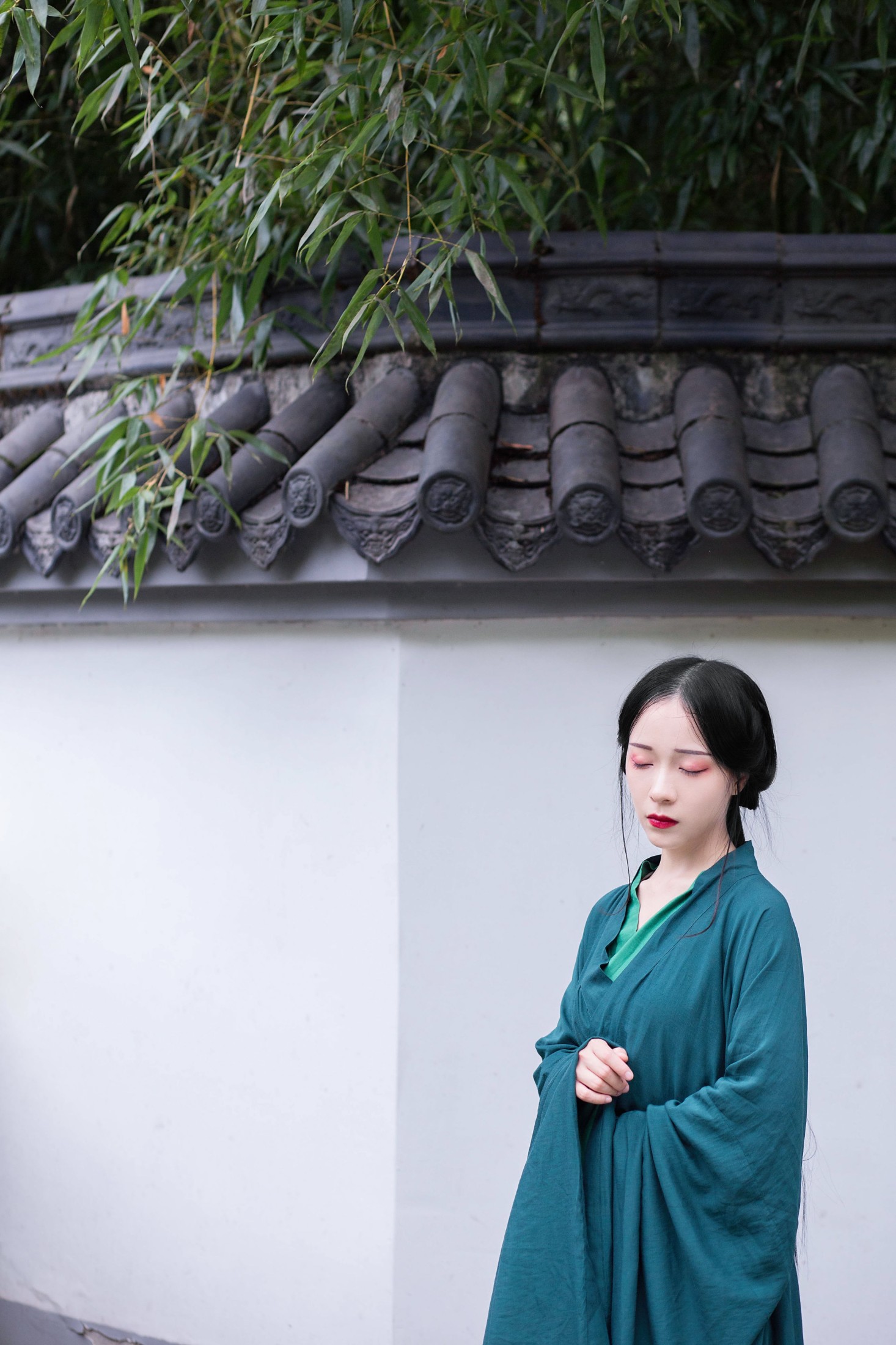 花泽阮阮 – 《红豆》[41P]