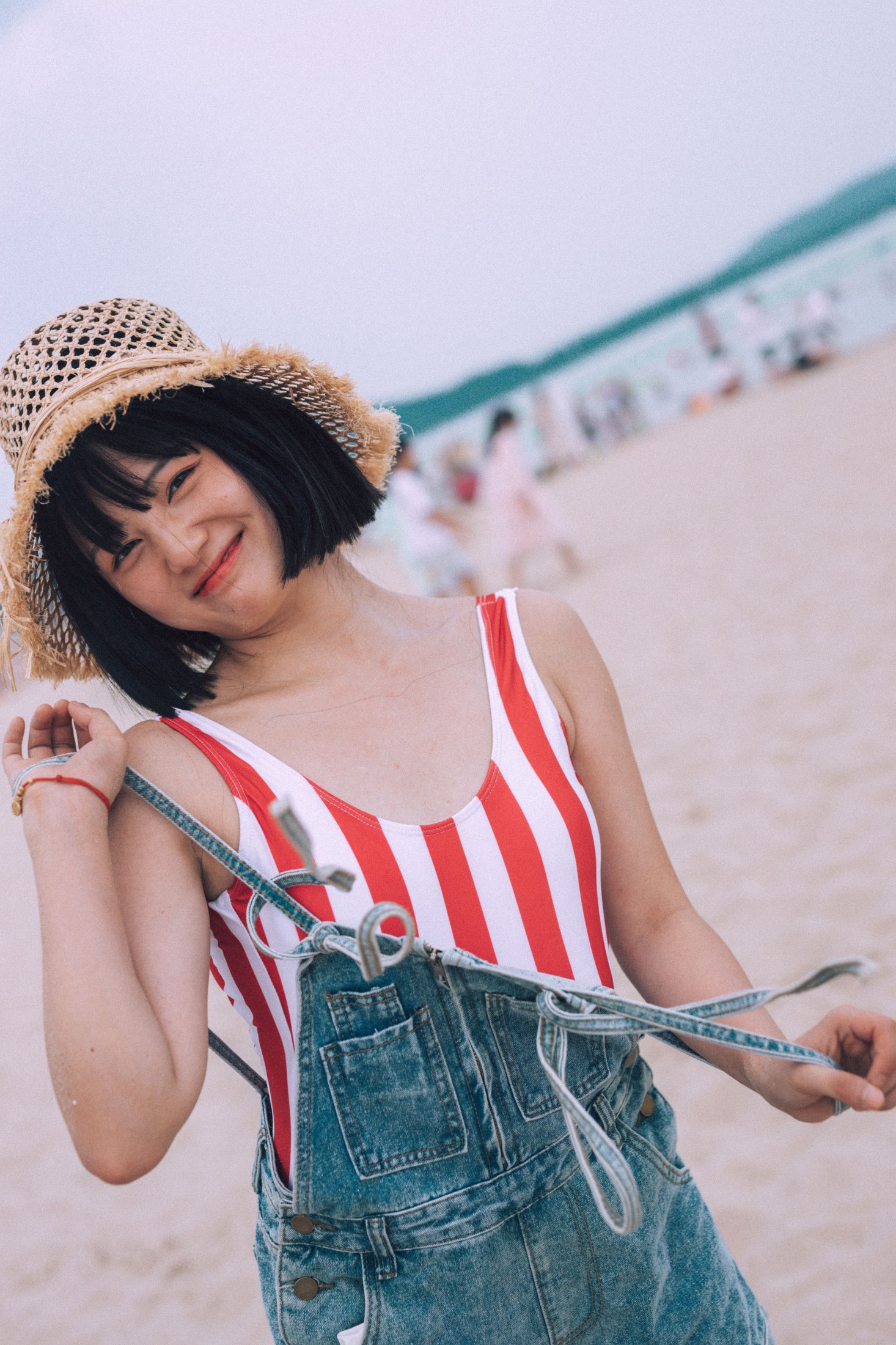 黎美汐 – 《红色沙滩少女》[42P]