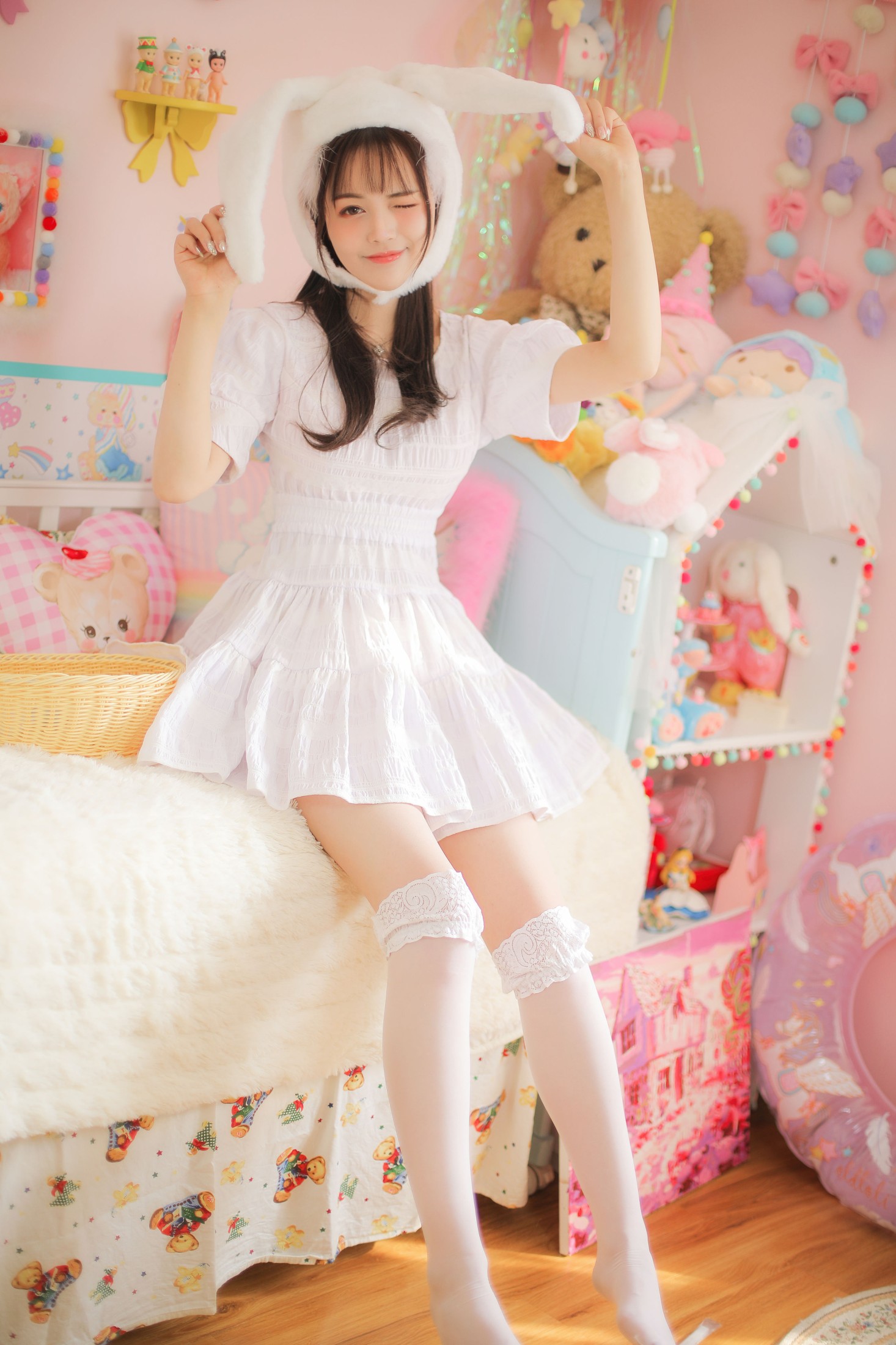 久久 – 《小羽毛》[22P]