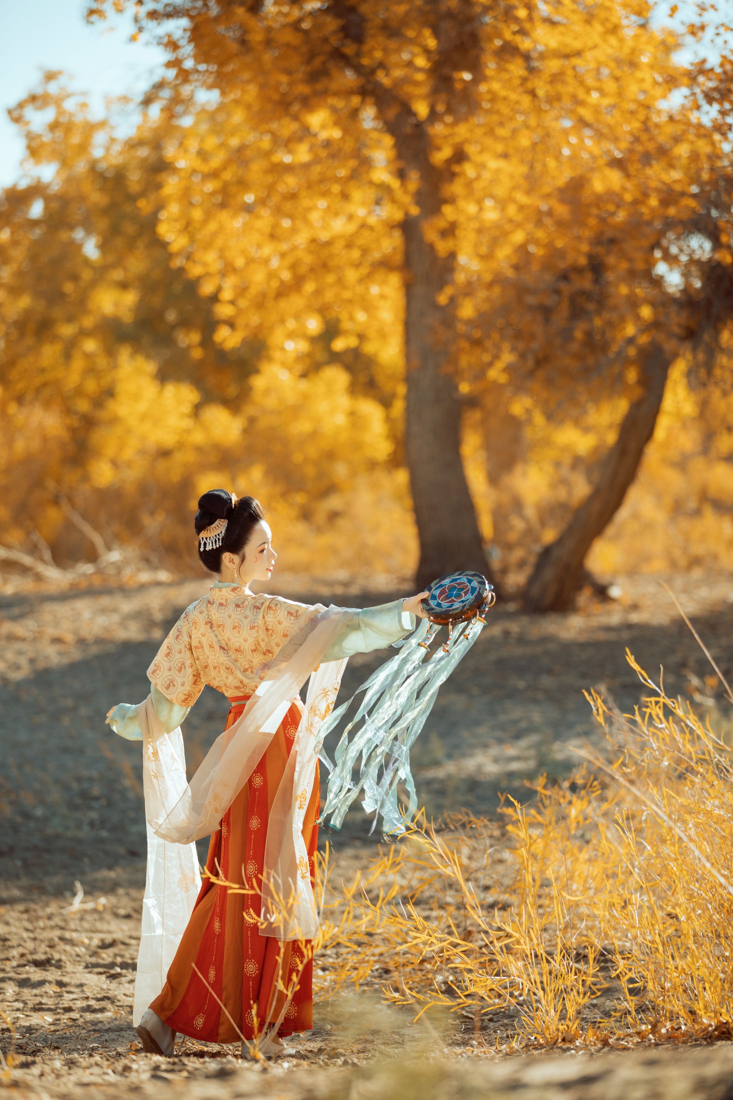 薄菏 – 《携花》[29P]