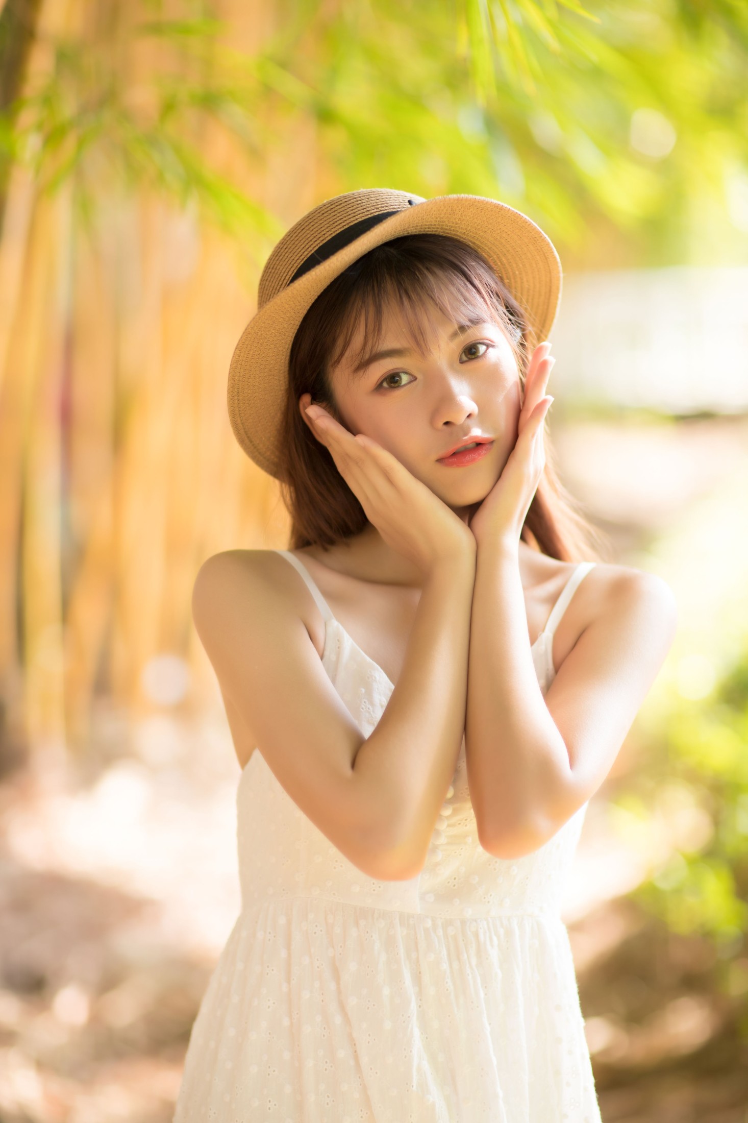 晓颖 – 《光照进的地方》[22P]