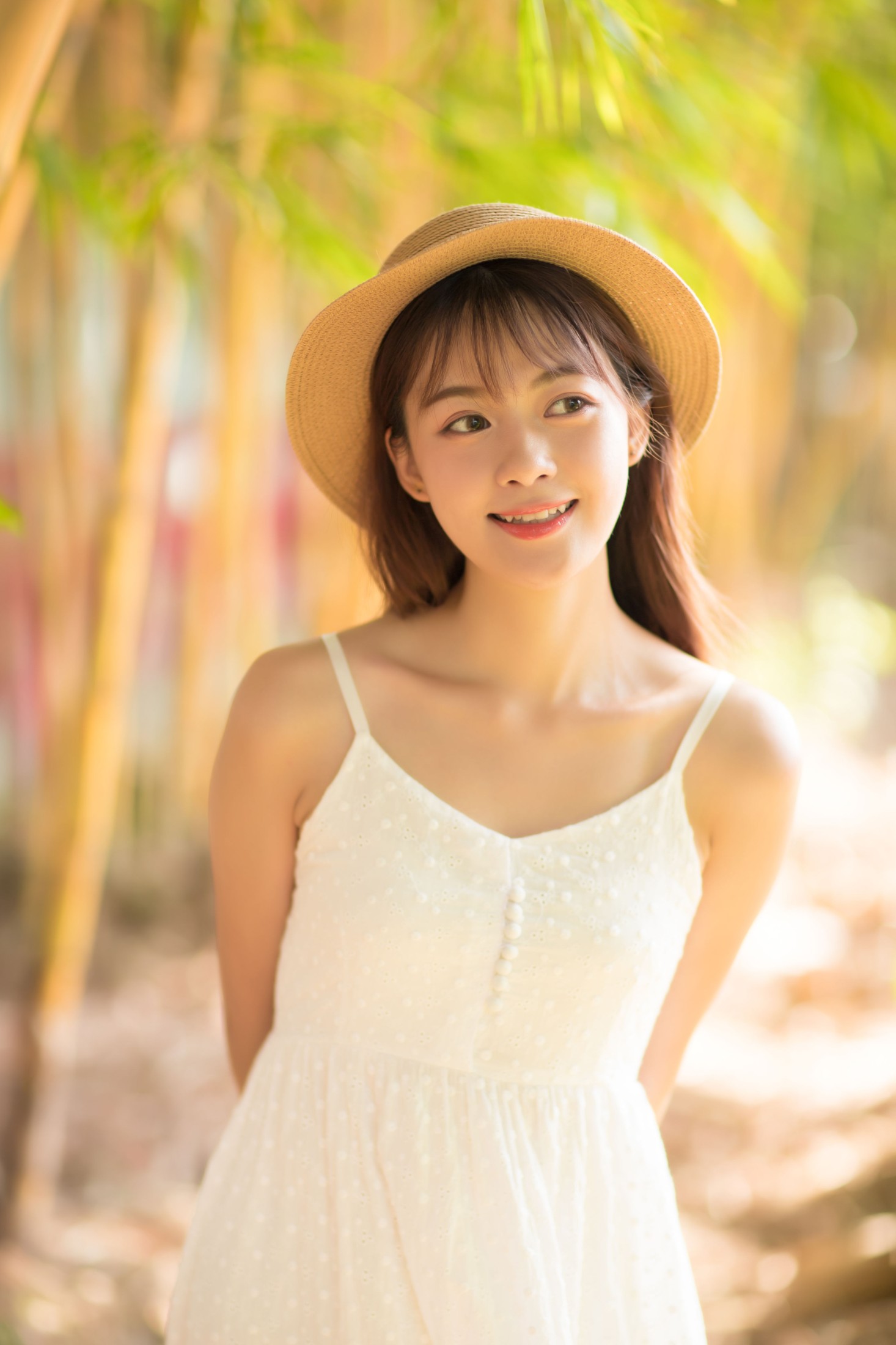 晓颖 – 《光照进的地方》[22P]