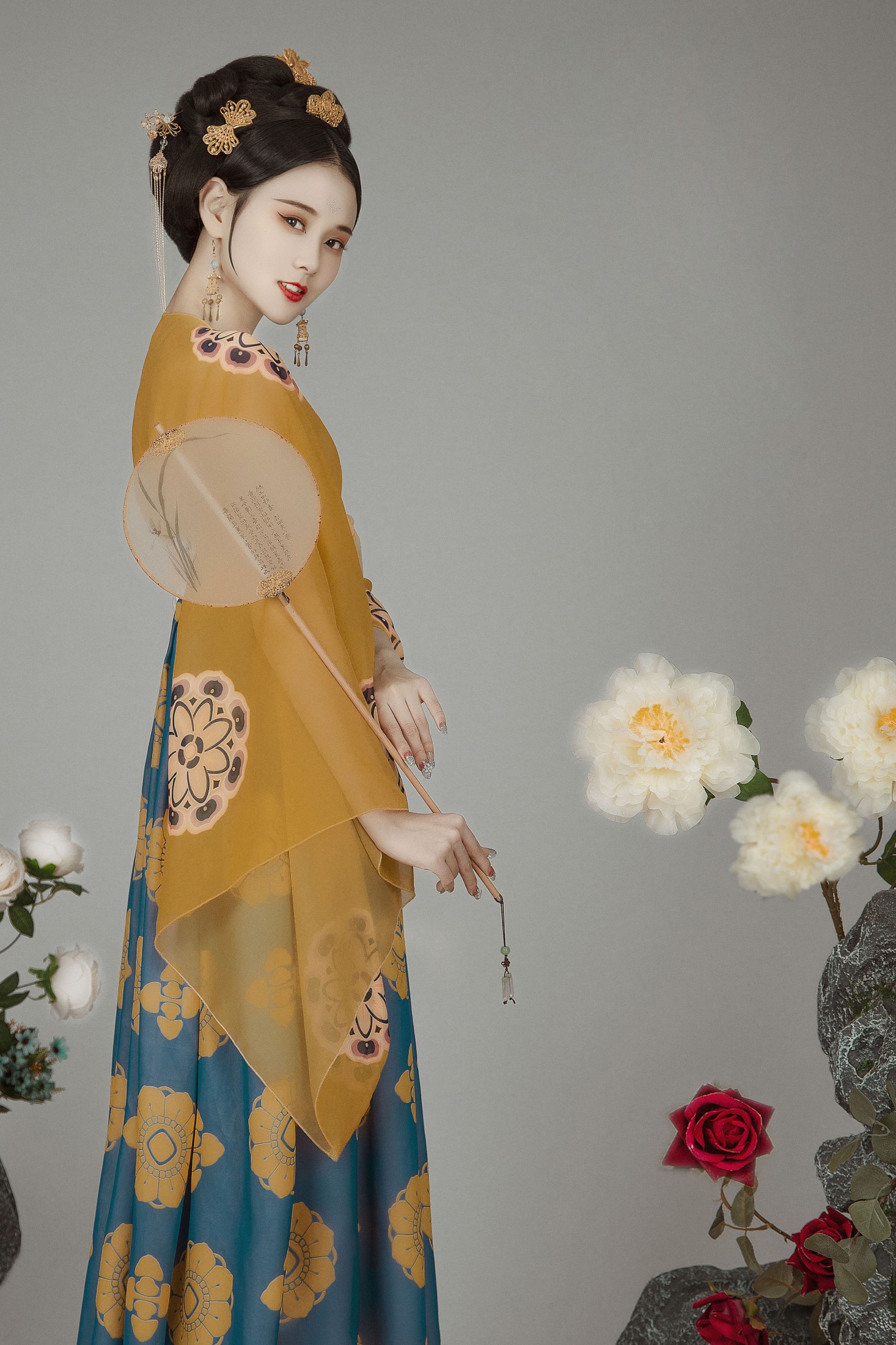 欣宝 – 《花满楼》[22P]