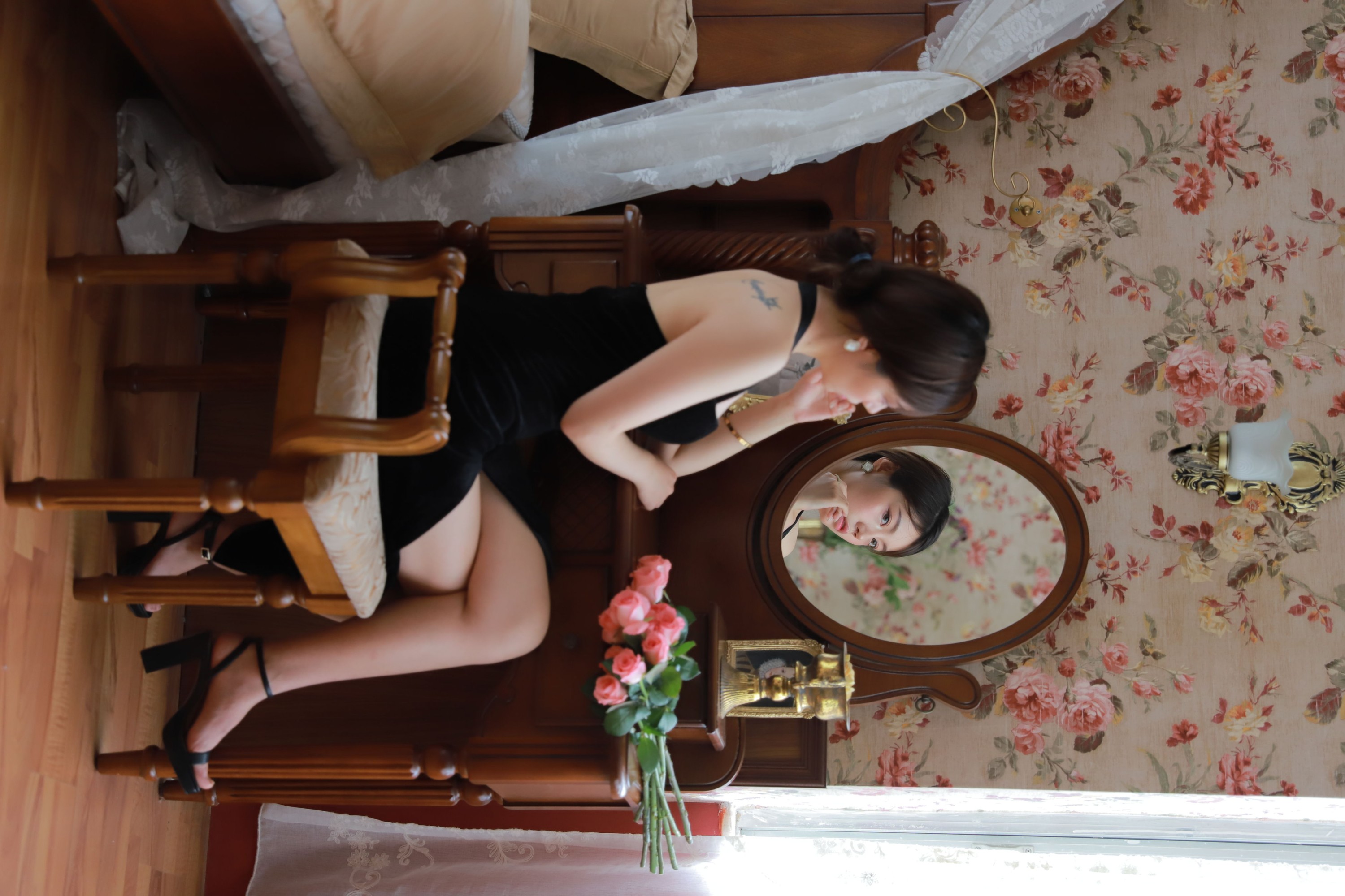 欣艾 – 《黑色晚礼服》[23P]