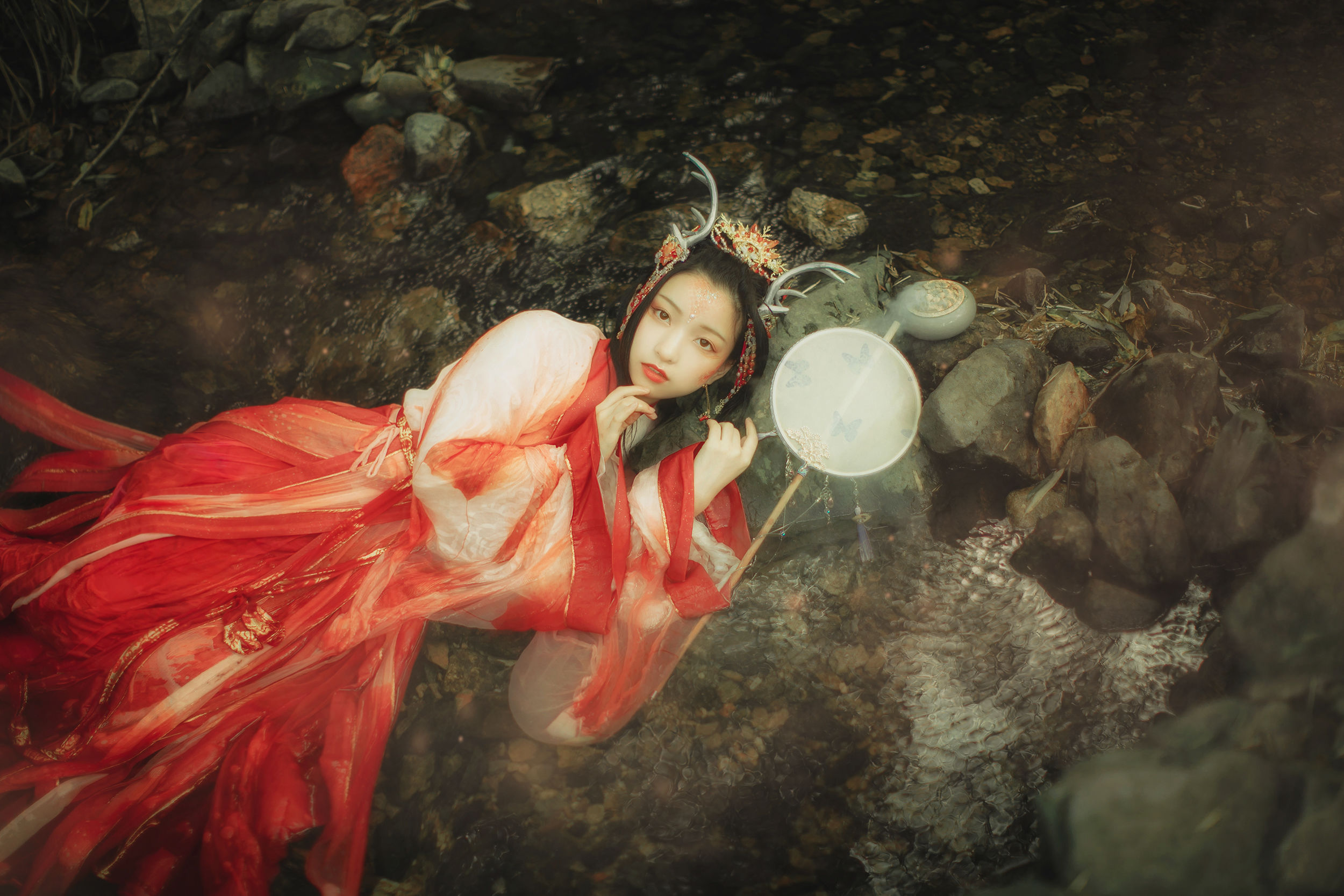 猪系少女日 – 《龙女》[22P]