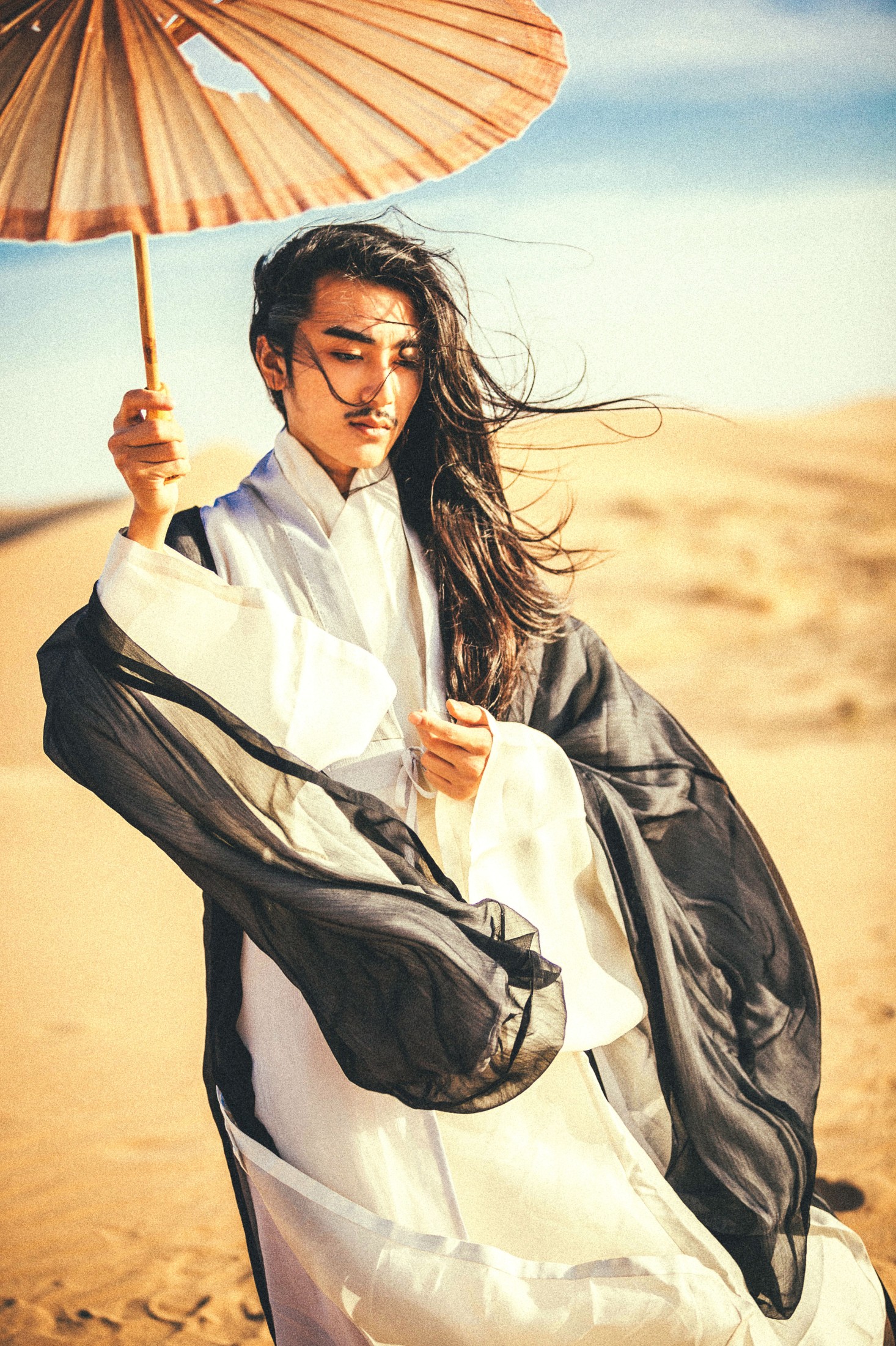 马崇道 – 《天地任我行》[24P]