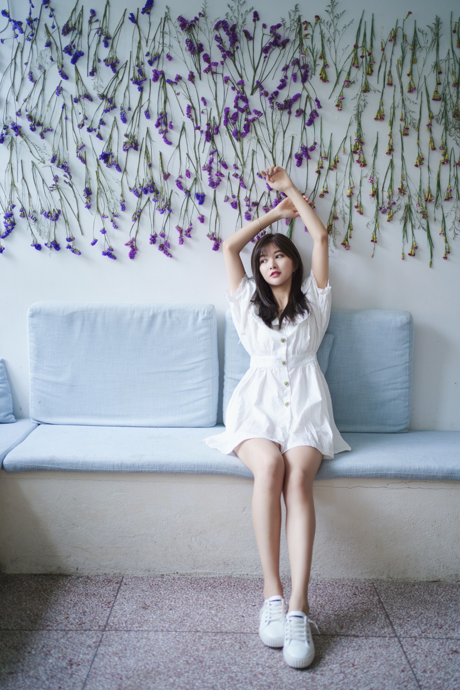 吕陈 – 《白色咖啡屋》[28P]