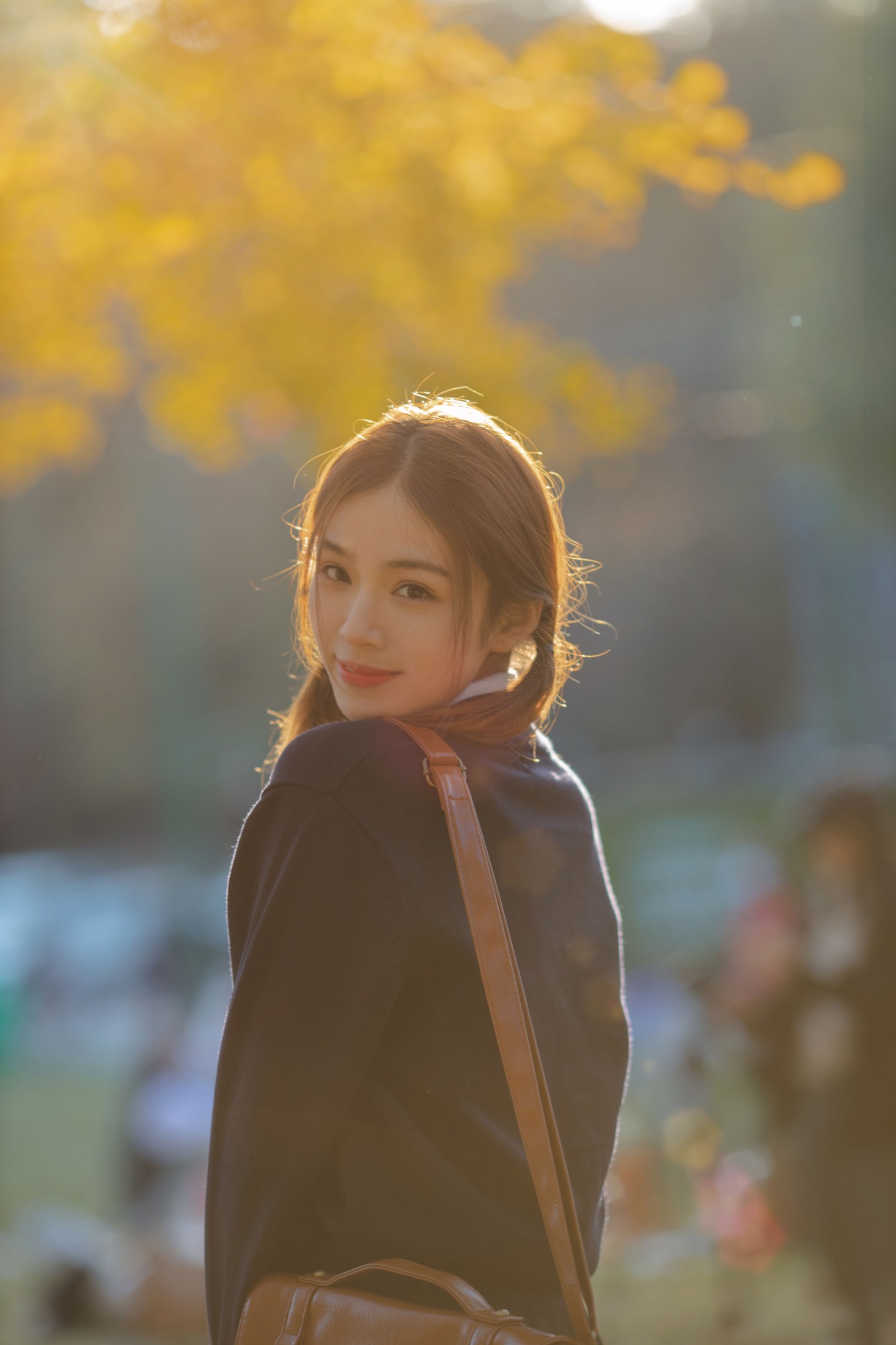 朱云慧大魔王 – 《秋天，陪你一起看银杏》[28P]