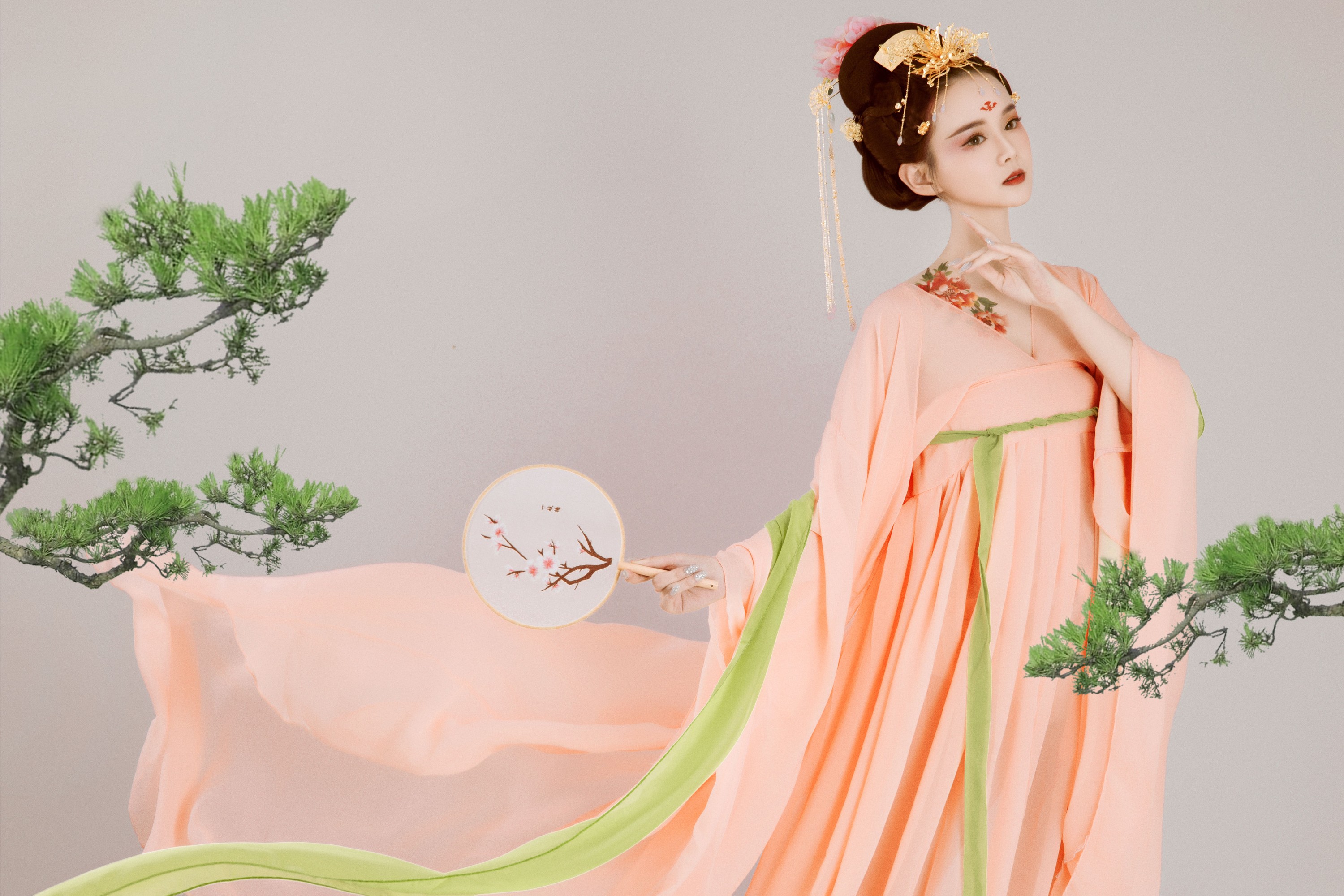 欣宝 – 《霓裳》[30P]