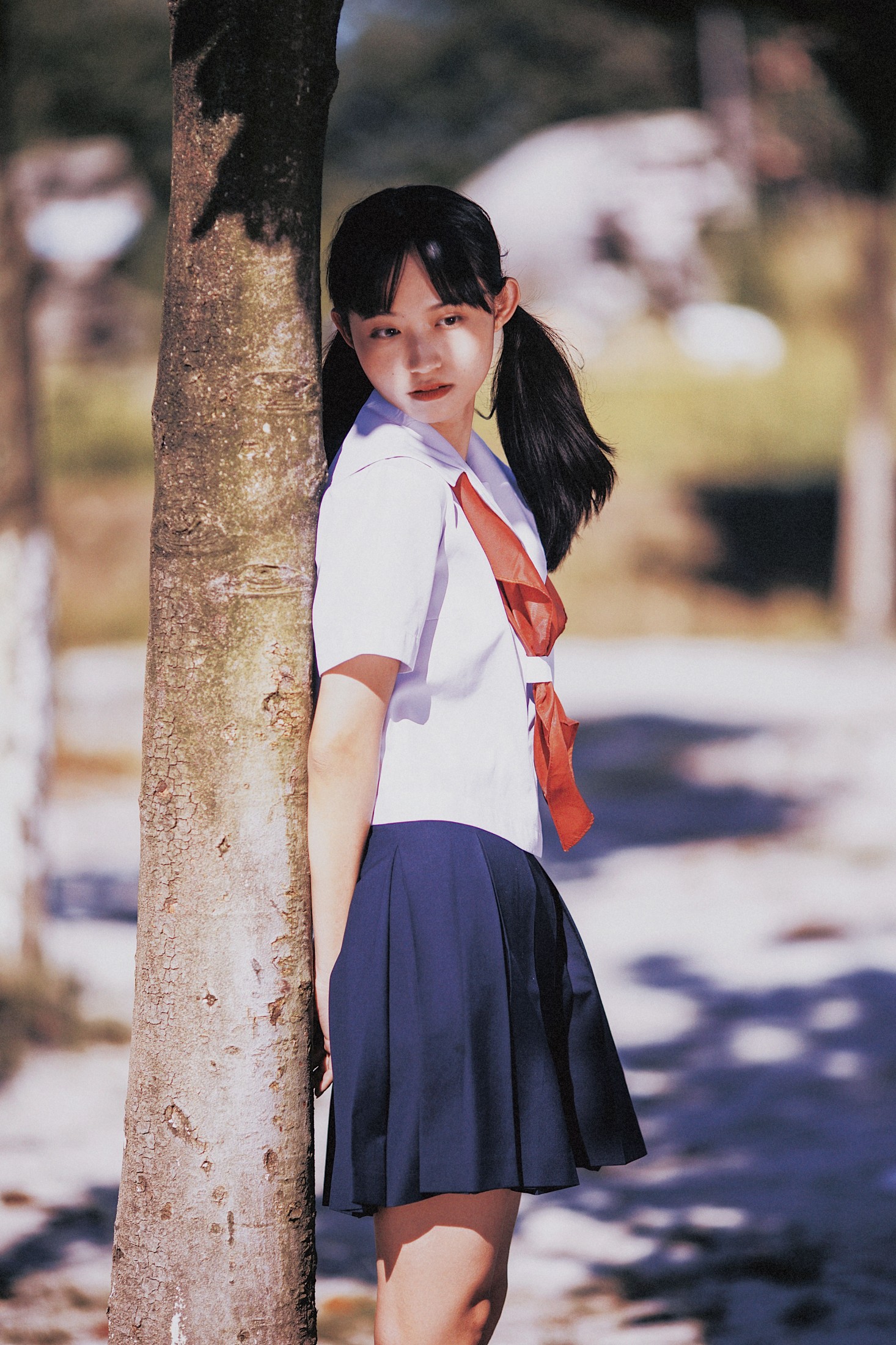 鈴木千奈 – 《铃木写真集》[48P]