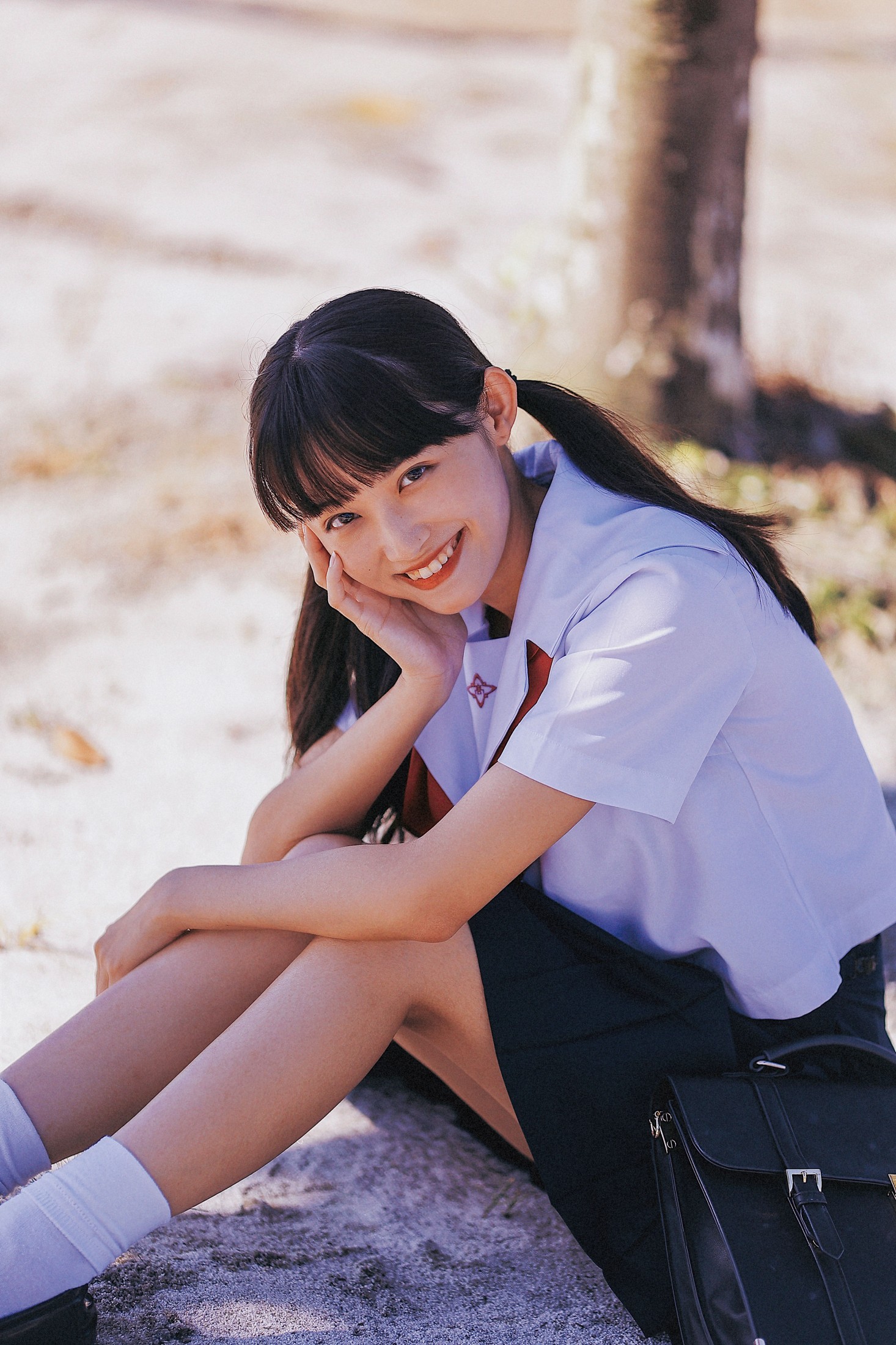 鈴木千奈 – 《铃木写真集》[48P]