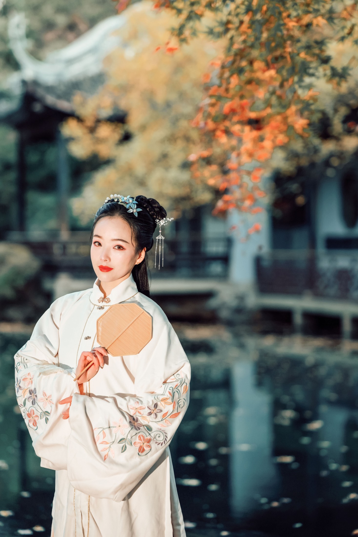 鹿呦 – 《枫林晚》[25P]