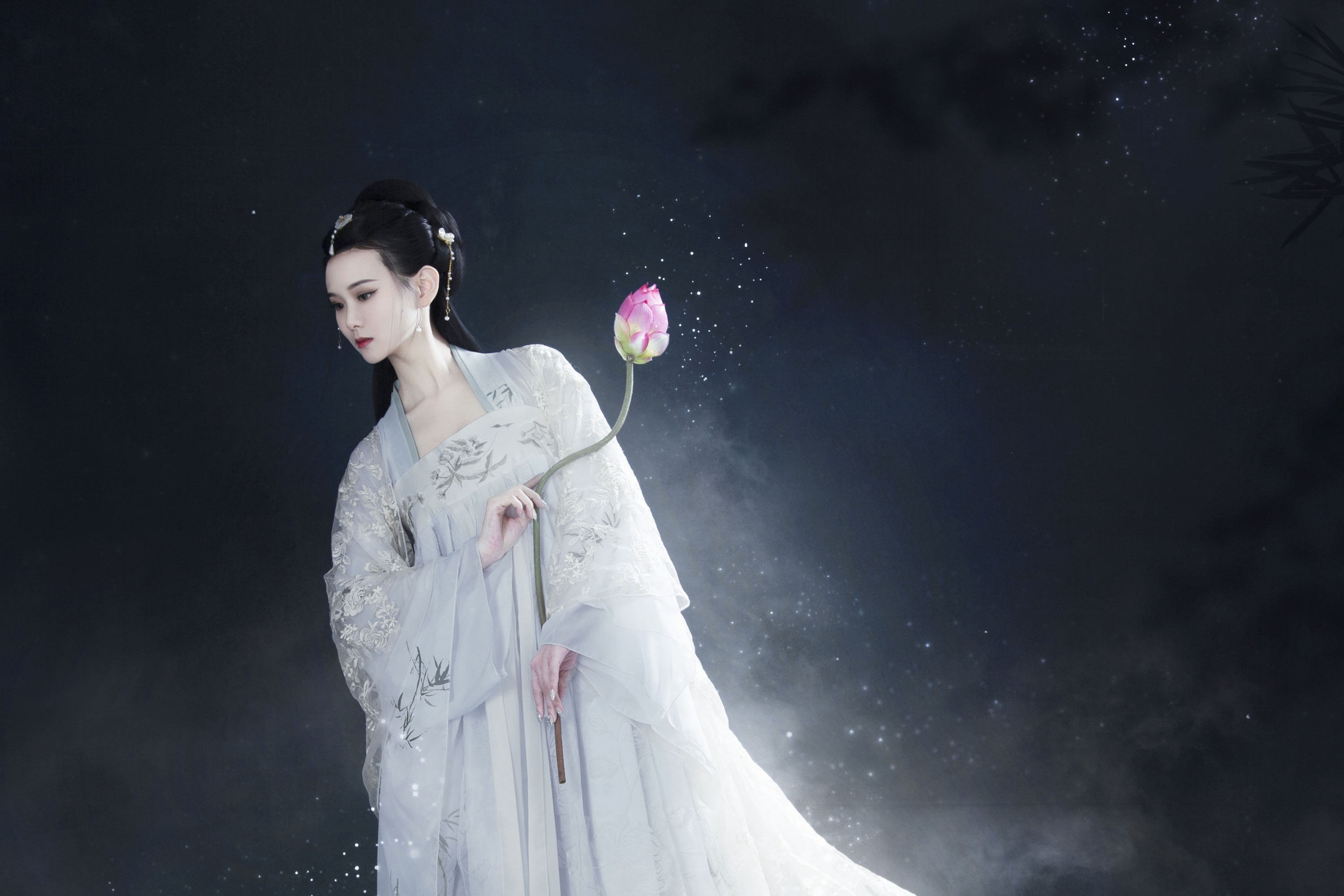 欣宝 – 《月中行》[22P]