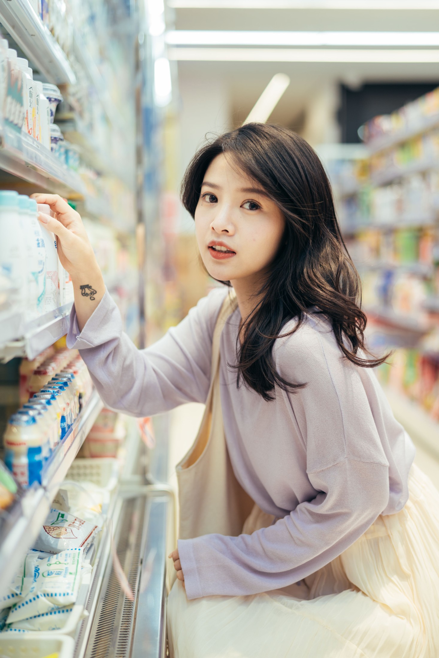 喵喵喵是锦儿呀 – 《一大堆零食，便利店里的小满足》[26P] 插图4