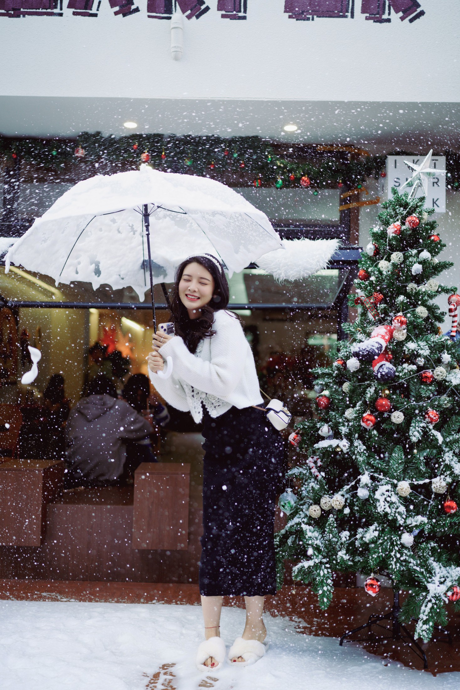 喵喵喵是锦儿呀 – 《叮叮当，圣诞美景主题人像摄影》[61P]