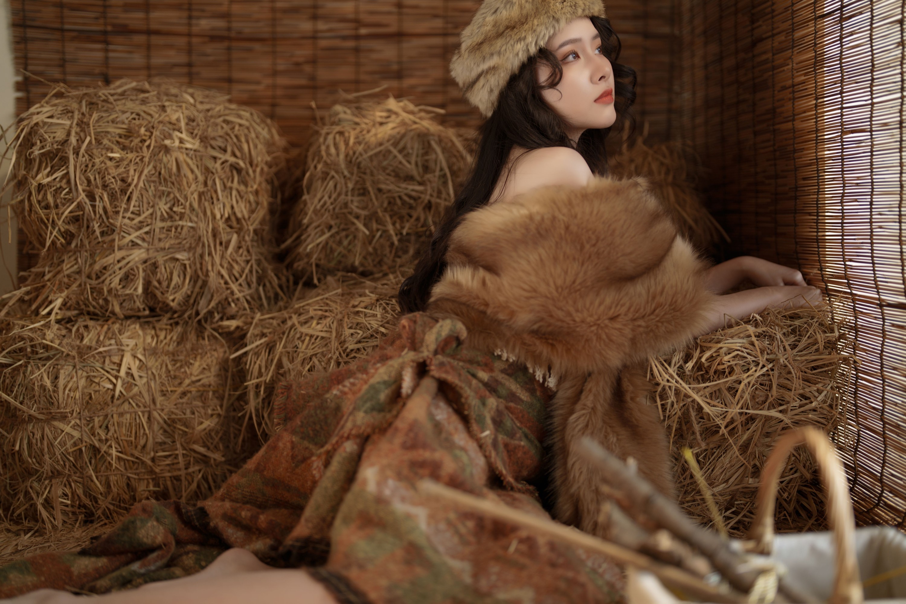 姚妹 – 《柴火屋里的暧昧时光》[43P]