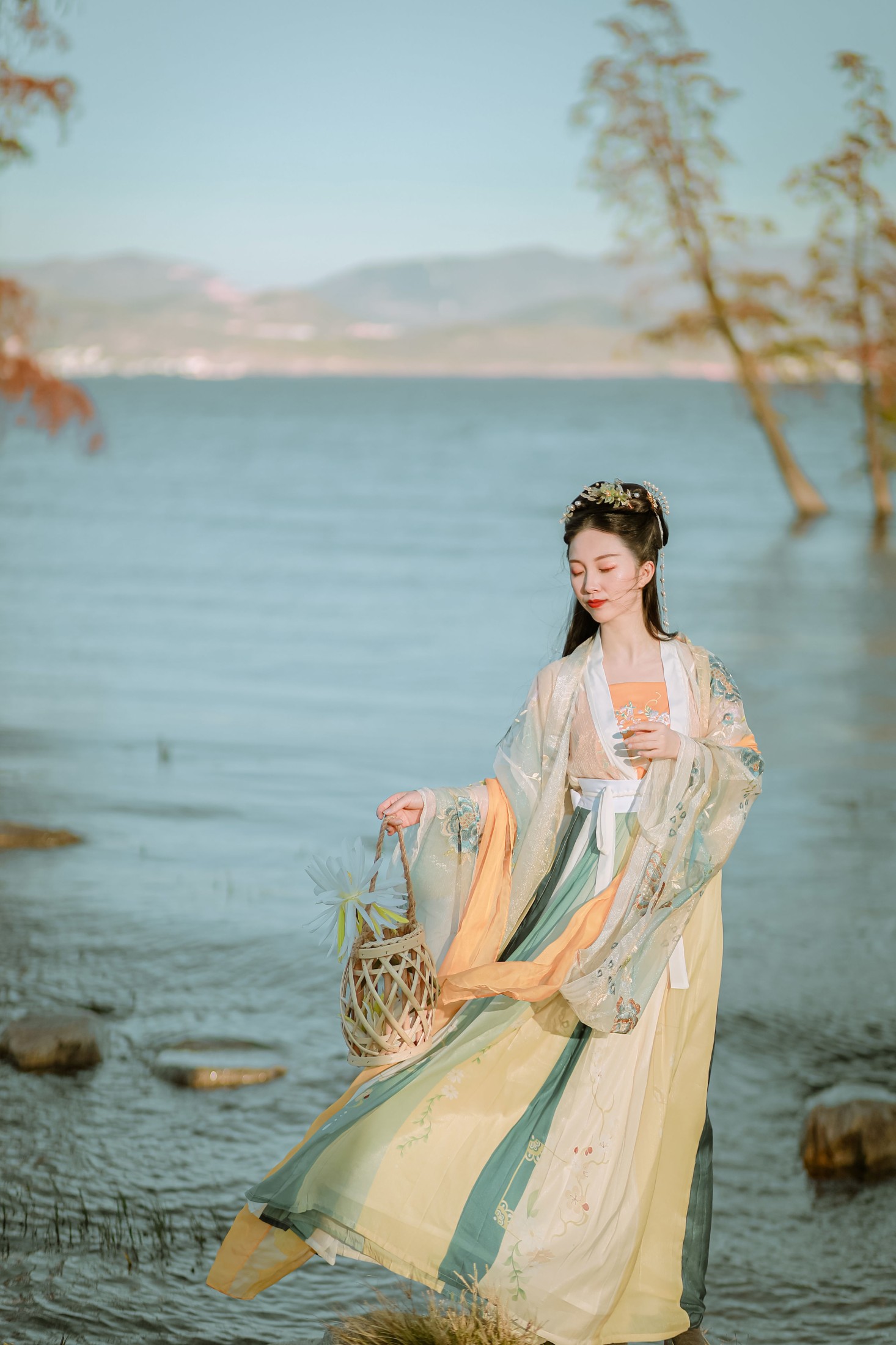 阿兰 – 《玉肌伴轻风》[24P]