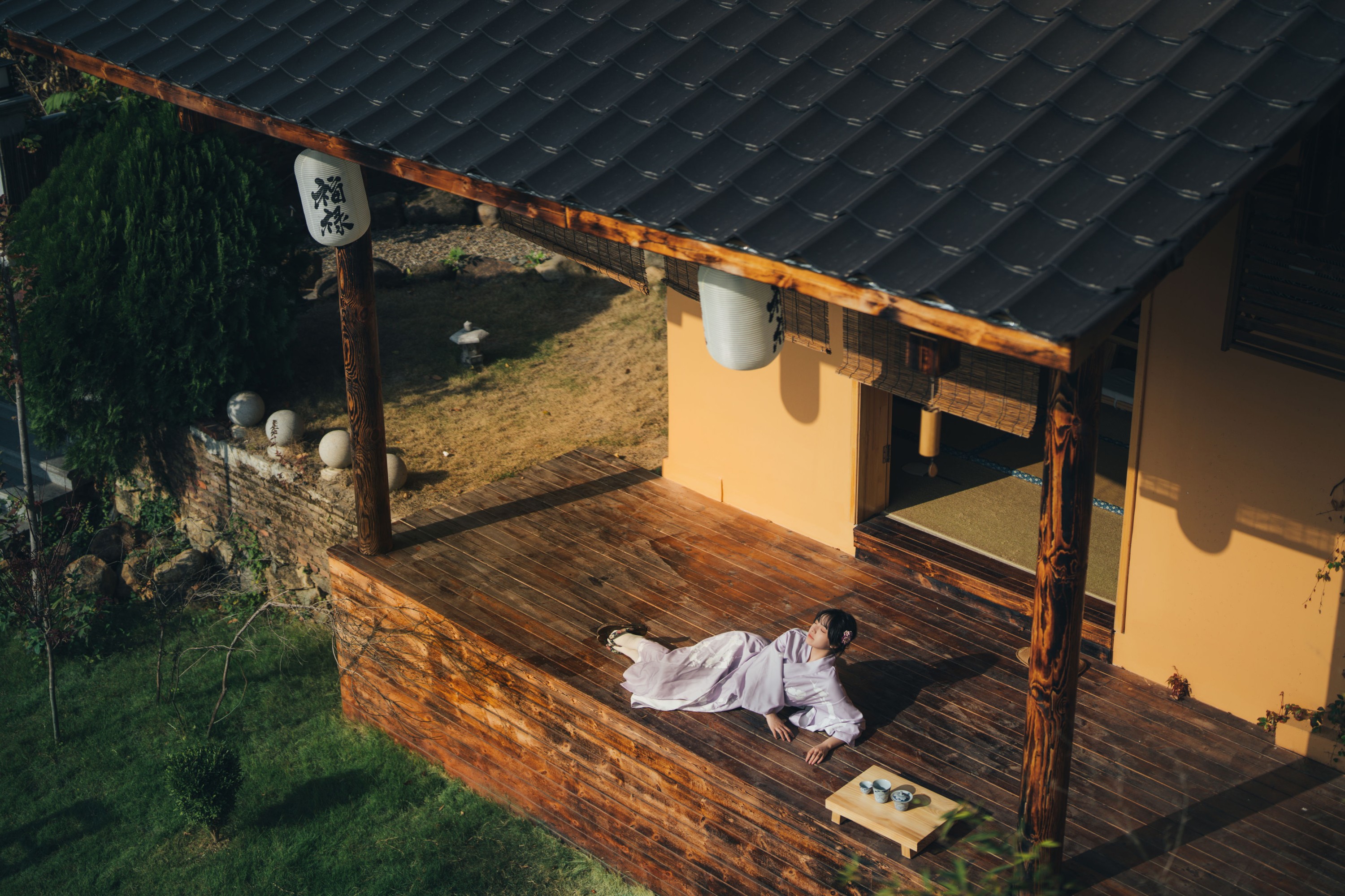 冯玉憬 – 《和风物语，日式庭院里的少女写真》[56P]