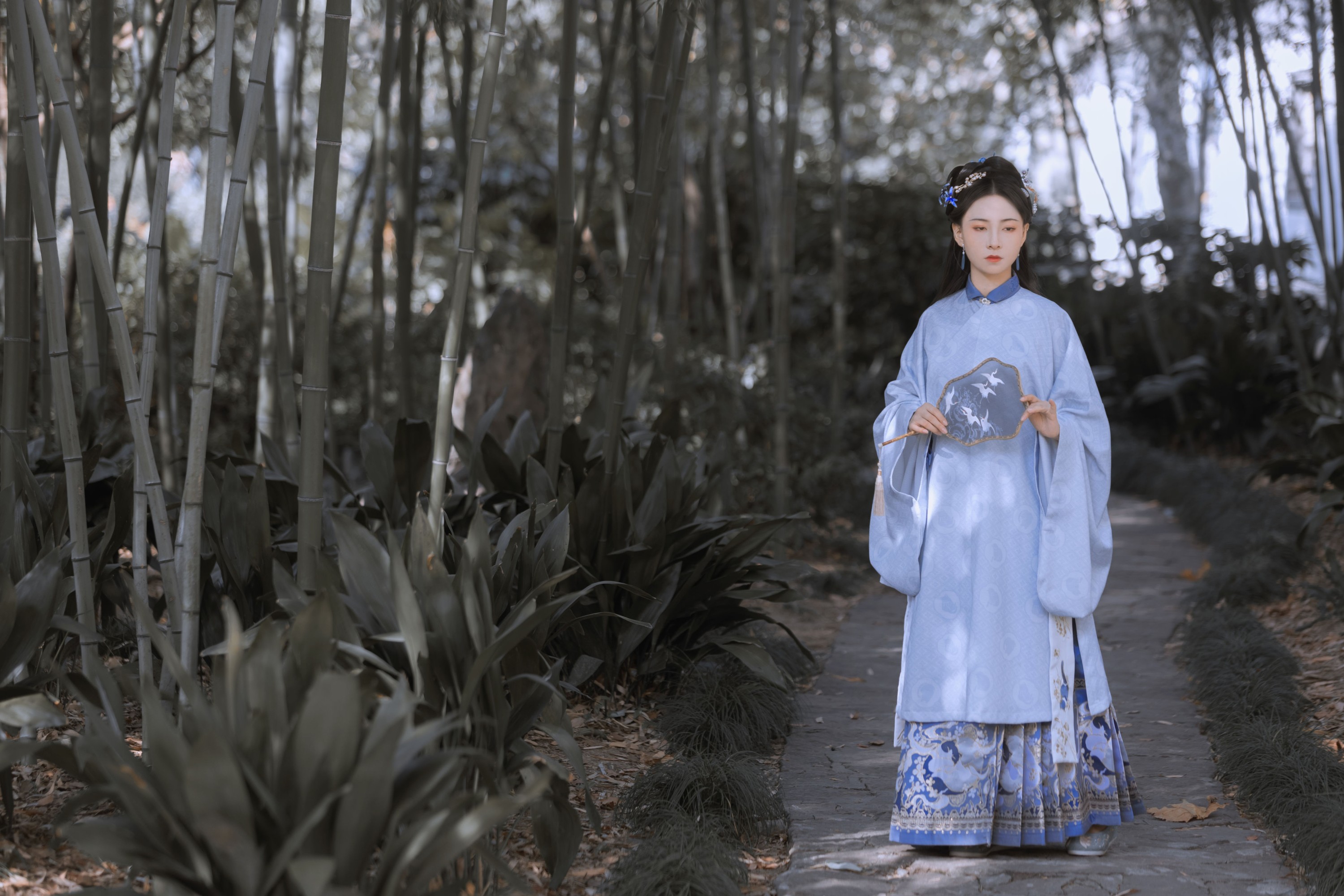 一念 – 《蓝灵》[37P]