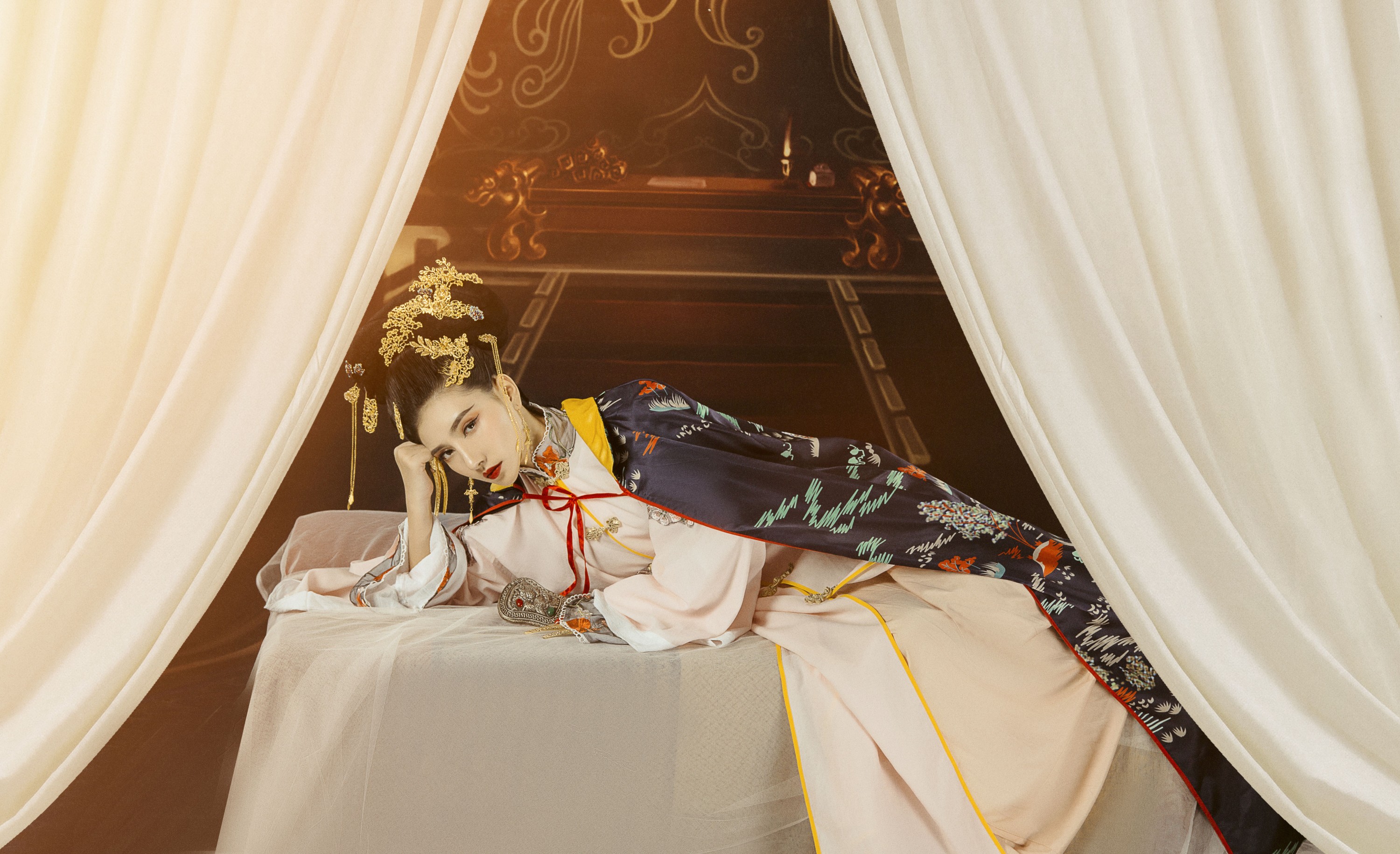 唯宝 – 《朝天阙》[22P]